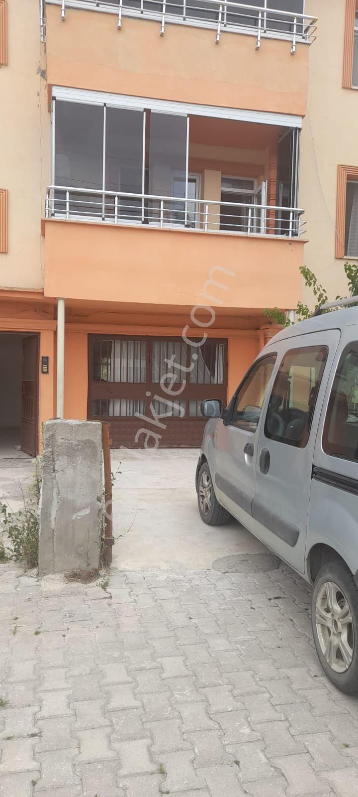 Turhal Boyacılar Satılık Daire Turhal Pekgöz Emlaktan Satılık Müstakil Gibi İki Kat Daire Bahçe Kamelya