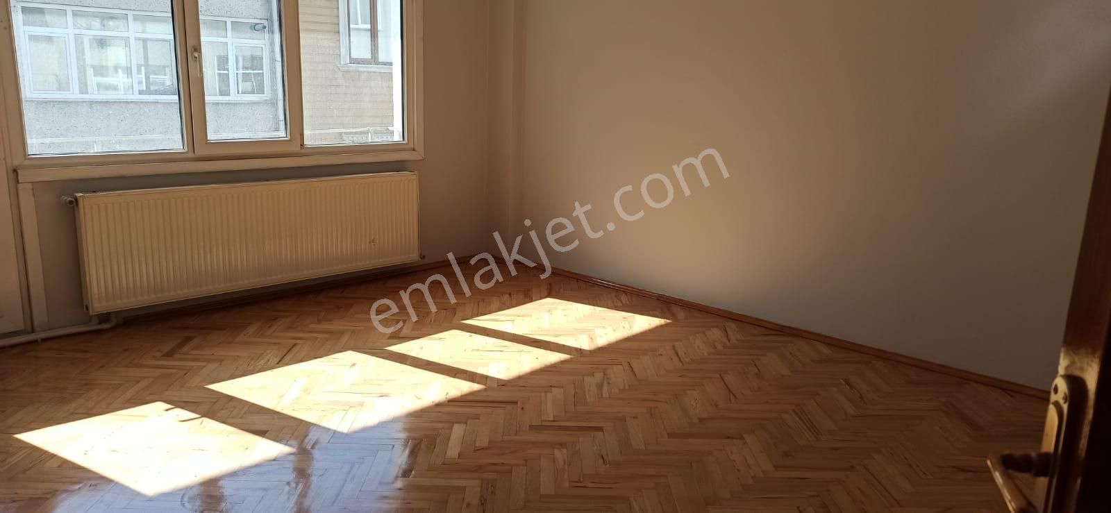 Şişli İzzet Paşa Kiralık Daire  şişli izzetpaşada 3+1 net 150m2 daire