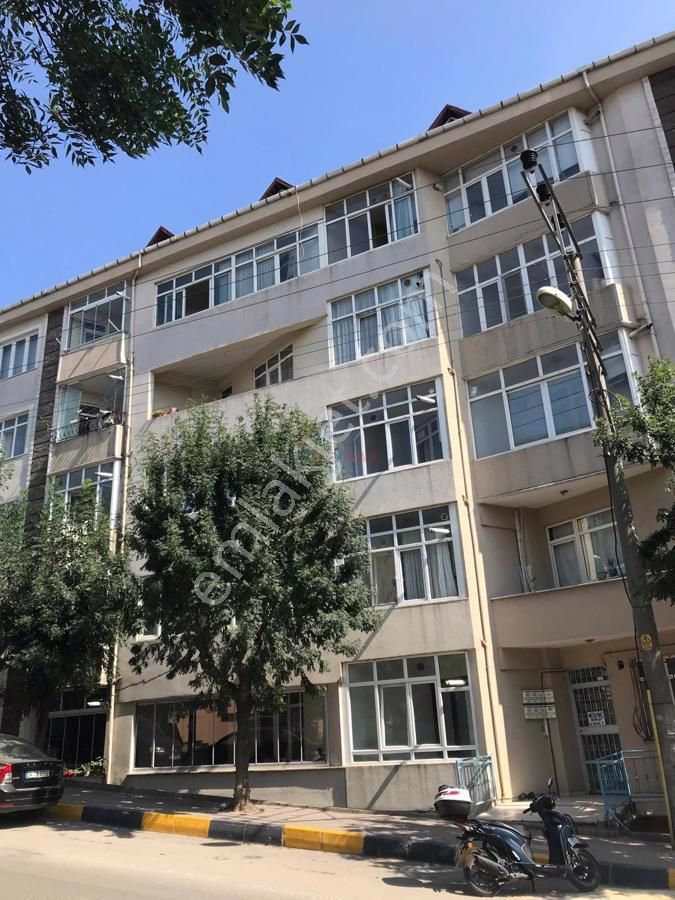 Darıca Cami Satılık Daire Darıca Cami Mahallesi Site İçerisinde Satılık 3+1 Geniş Daire