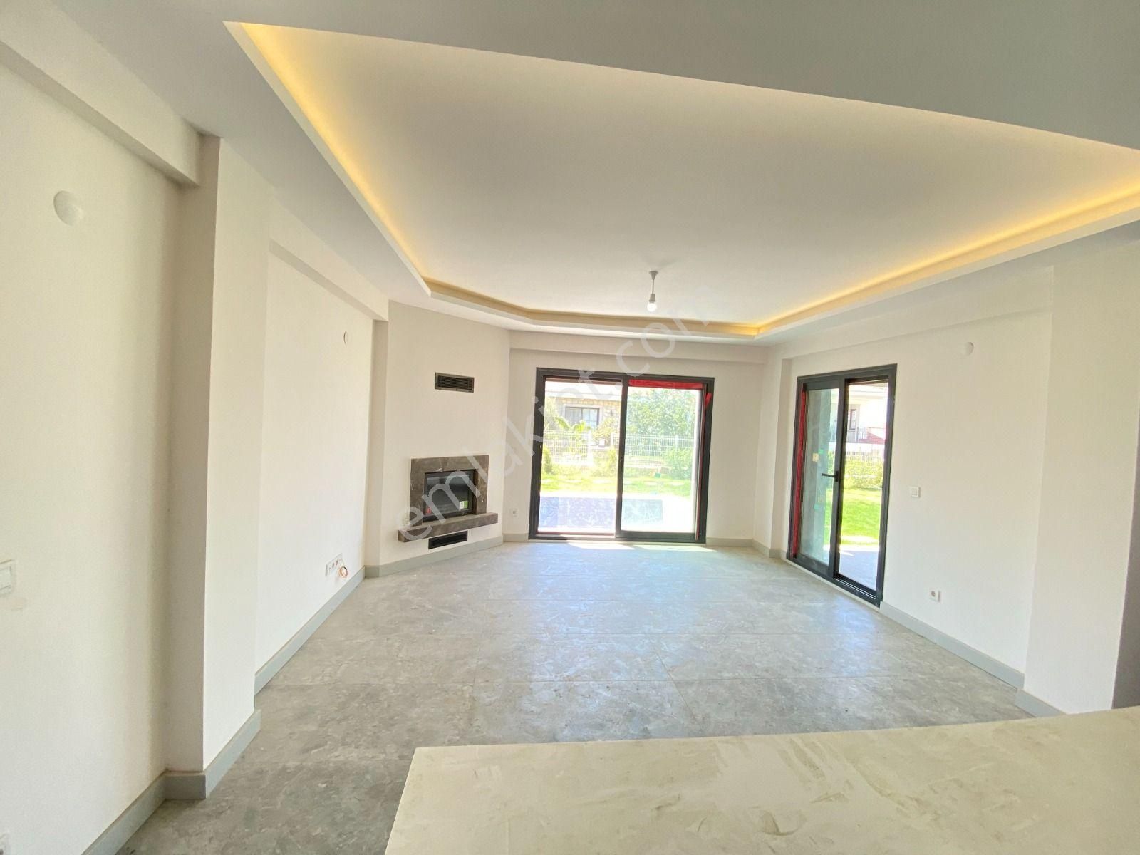 Seferihisar Akarcada Müstakil Havuzlu Lüx Şömüneli Satılık 4+1 Villa - Görsel 10