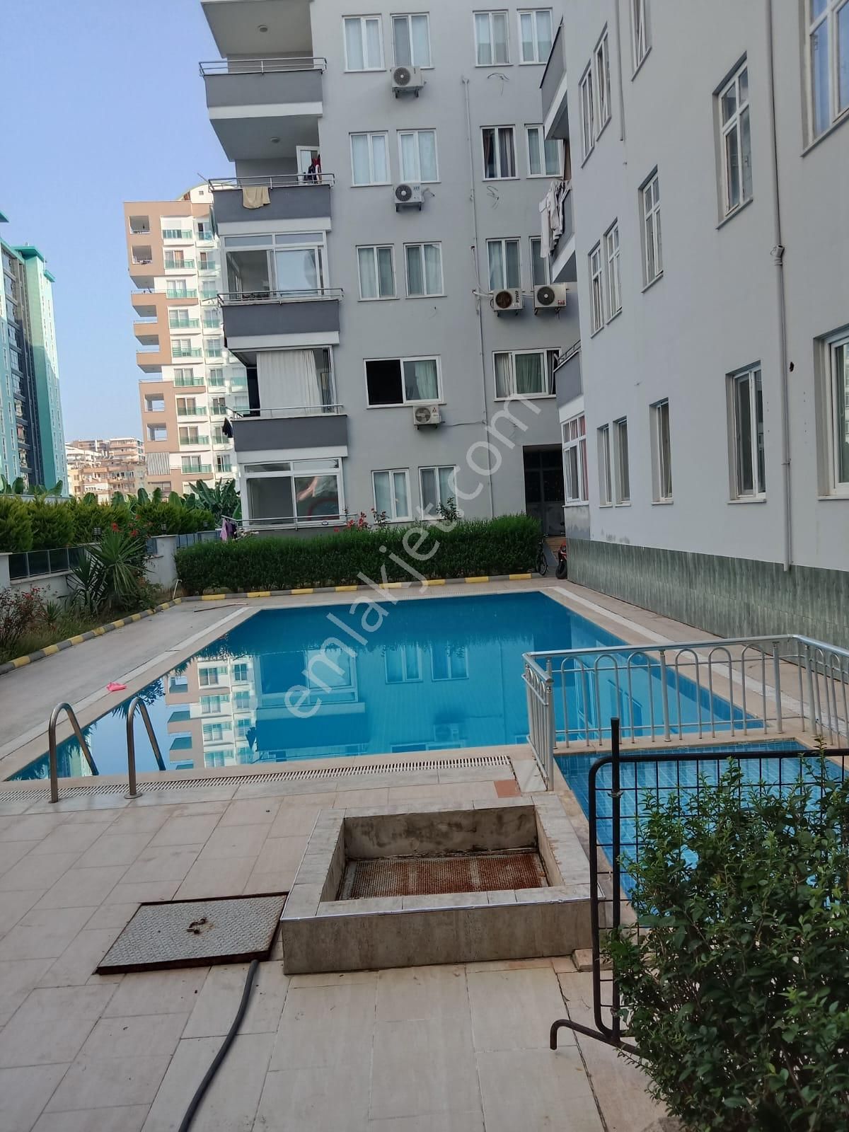 Alanya Mahmutlar Kiralık Daire  7057 ALANYA MAHMUTLARDA 2+1 AYRI MUTFAK  ASANSÖRLÜ HAVUZLU  ÇOBAN OĞLU MARKET CİVARINDA