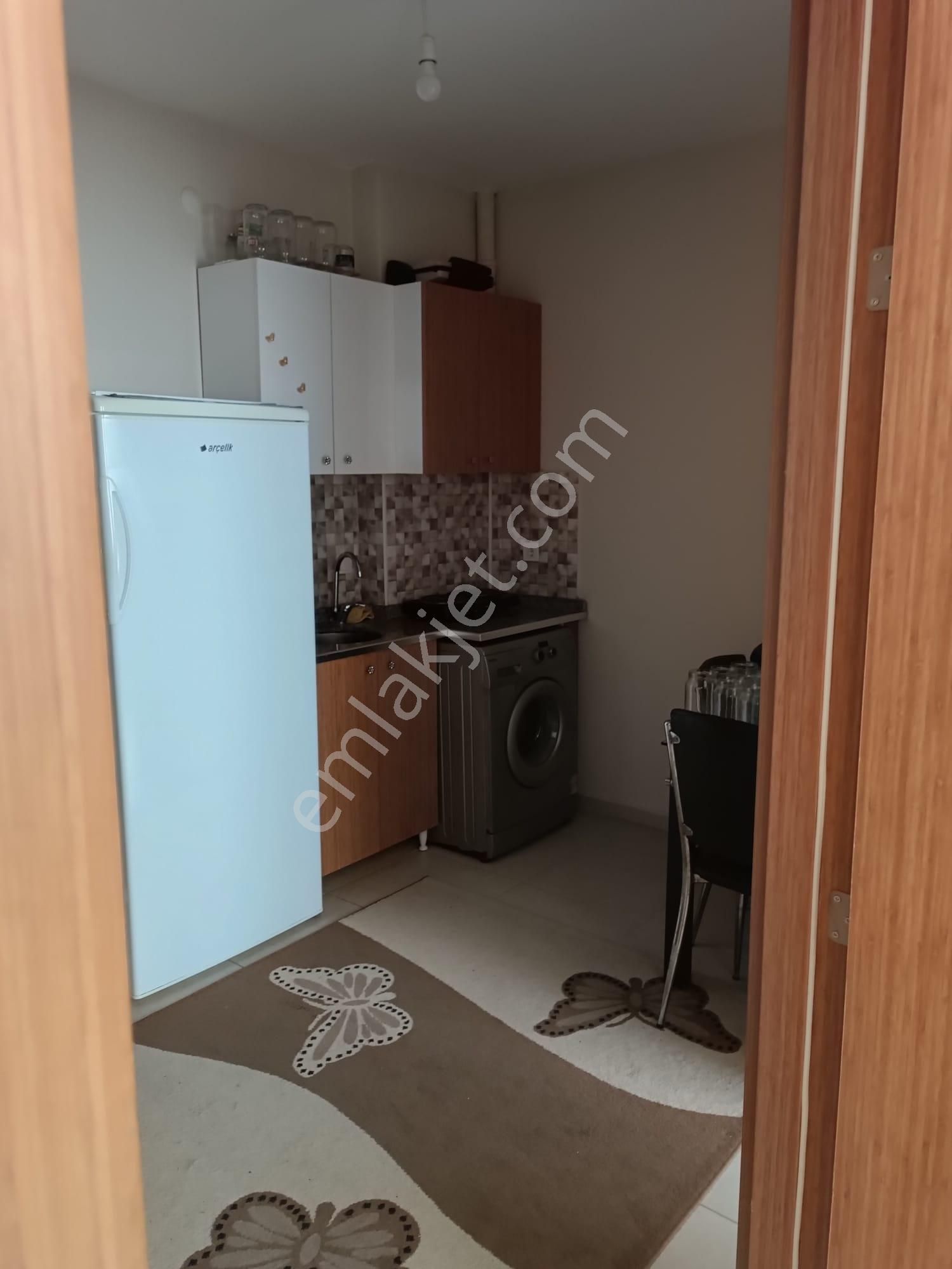 Kırklareli Merkez Cumhuriyet Kiralık Daire Newcıty Emlaktan Üniversite Yolunda Kiralık 2+0 Eşyalı Daire