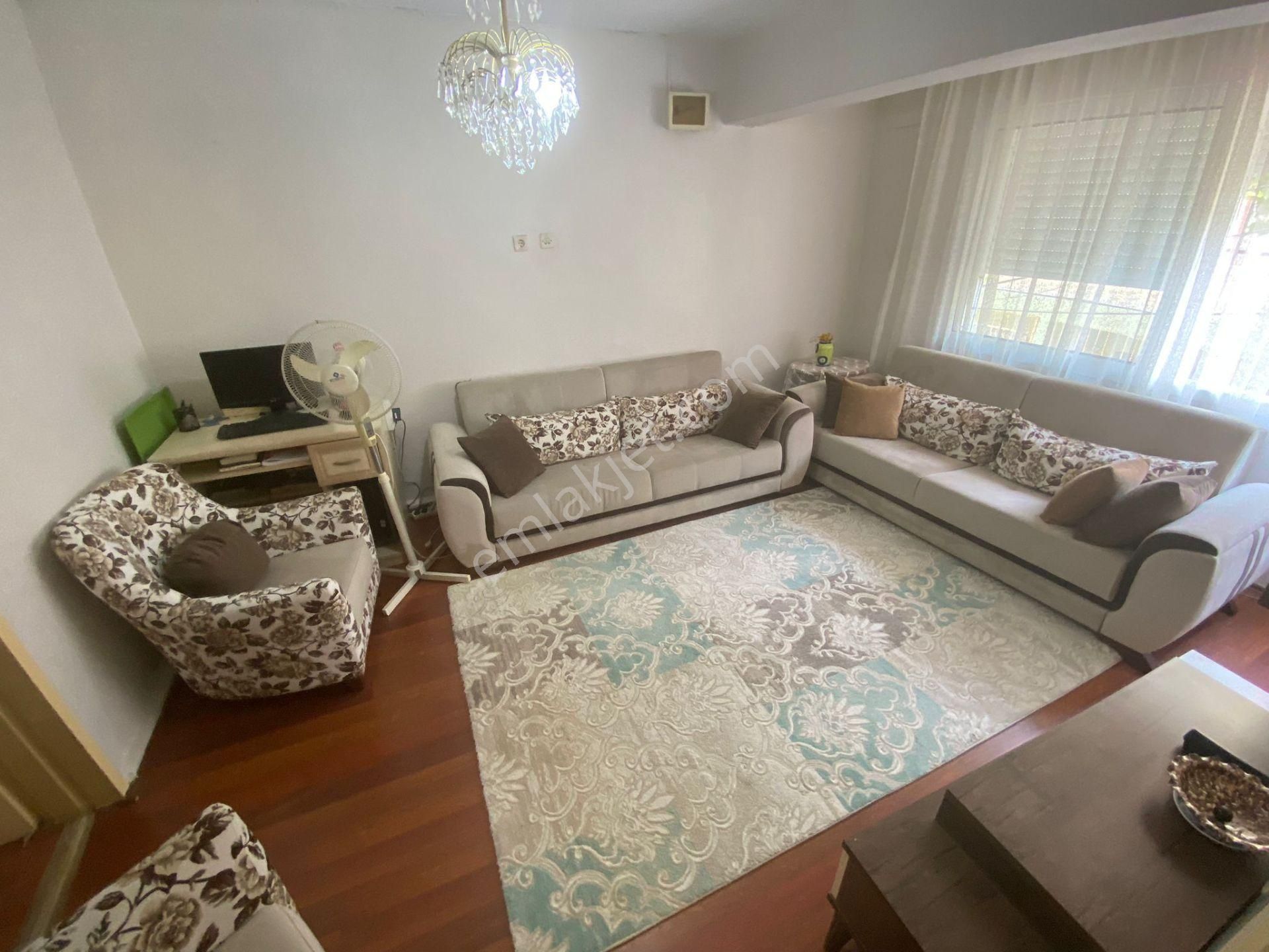 Acill Buca Çamlık Mah.de 3 Katlı 3 Daireli Komple Satılık Müstakil Ev(bina) - Görsel 2