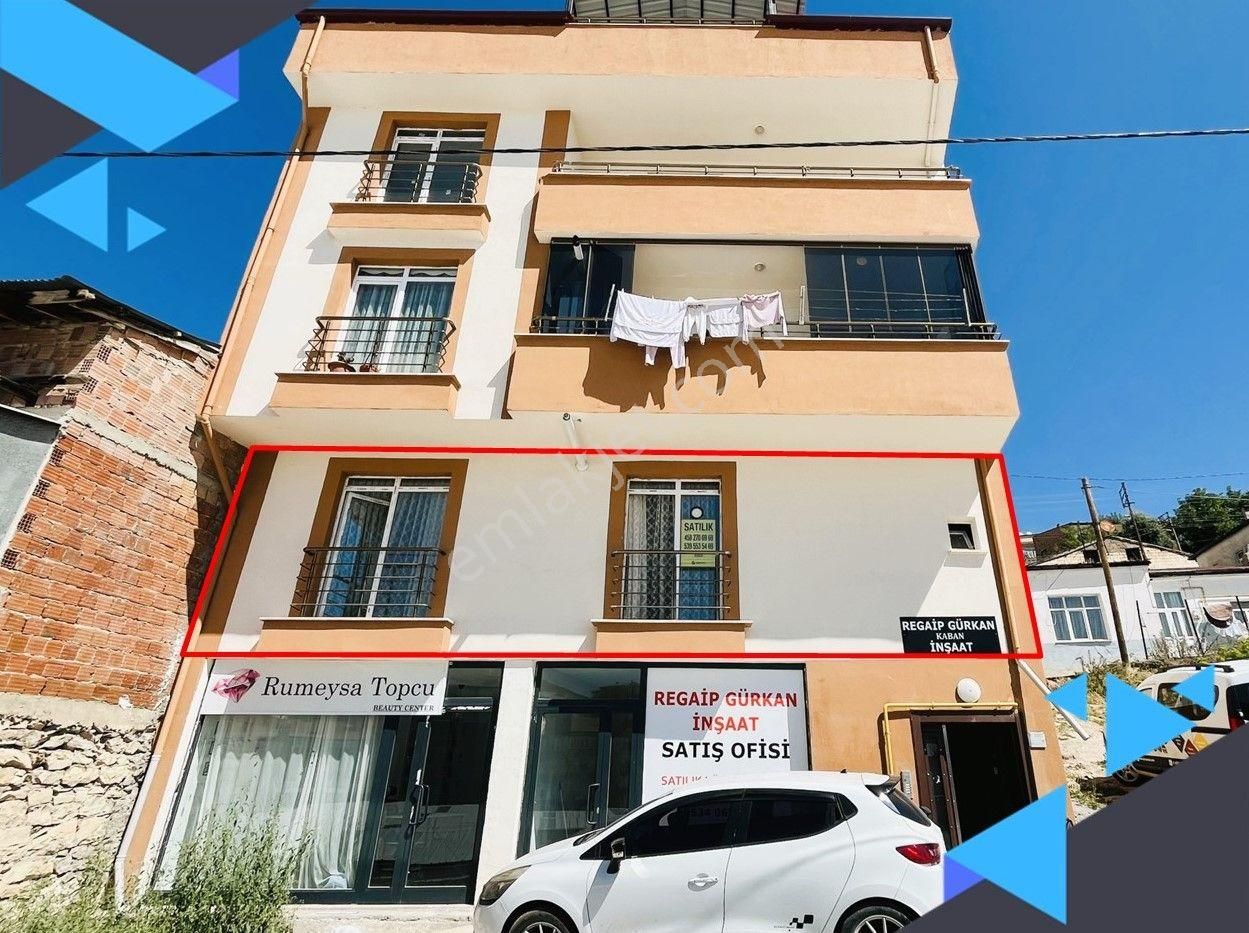 Bayburt Merkez Tuzcuzade Satılık Daire  ŞEHİR MERKEZİNDE KREDİYE UYGUN  3+1 SATILIK FIRSAT DAİRE 