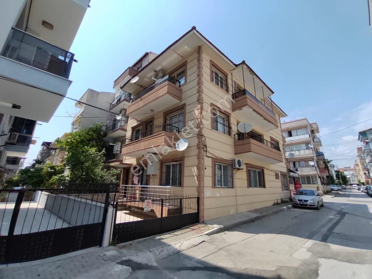 Buca Akıncılar Satılık Daire AKINCILAR MAHALLESİNDE SATILIK 3+1 DAİRE