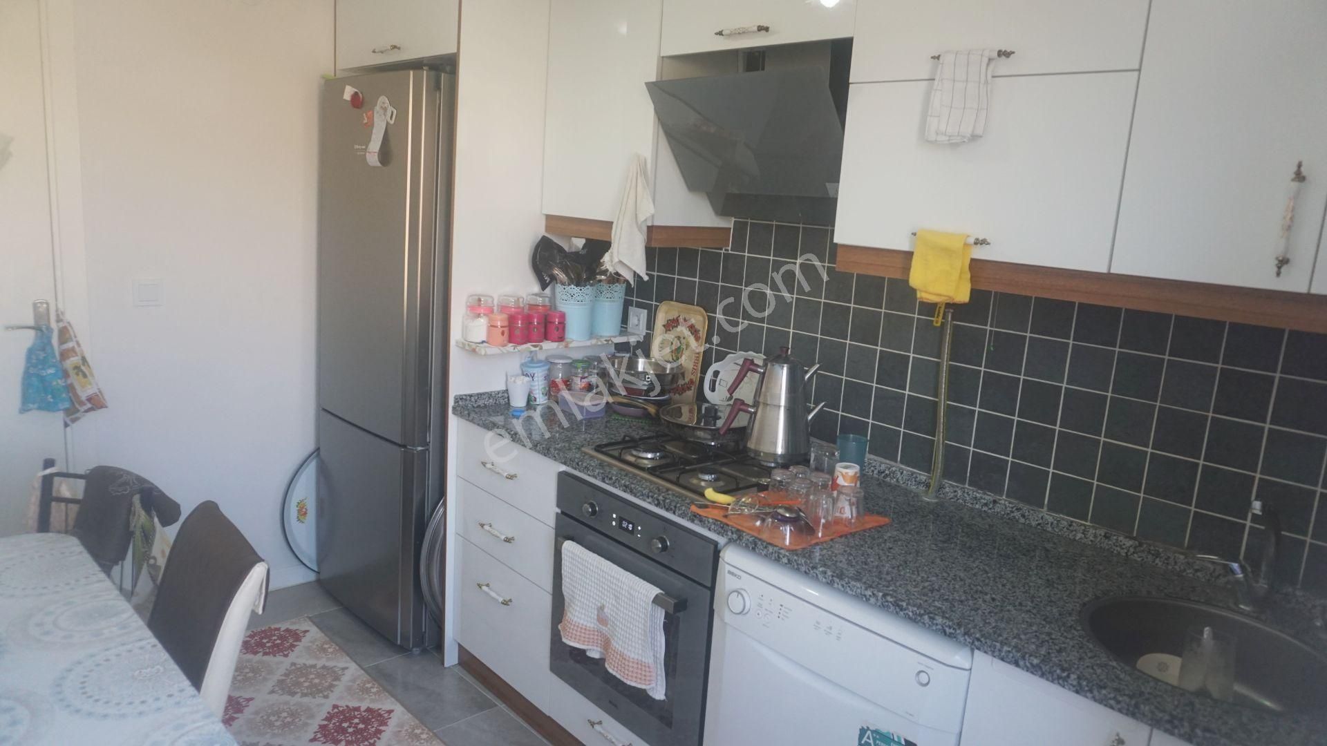 Koyunderede Satılık 2+1 Dogalgazlı+balkon+asansör Çiğli Serkan - Görsel 3