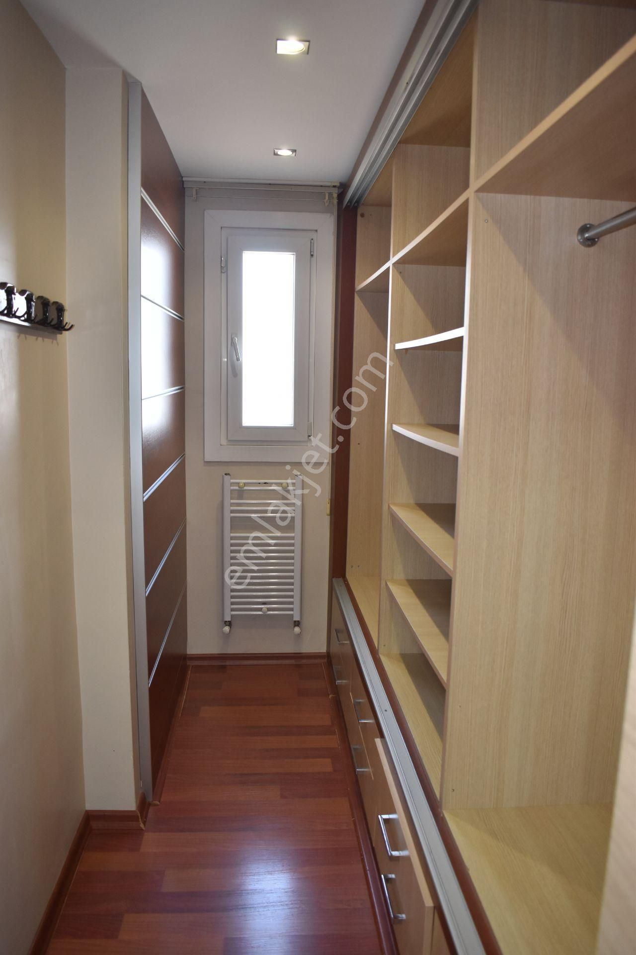 Büyükçekmece Fatih Mah Manzaralı Lüx Havuzlu Sitede 4+1daire - Görsel 9
