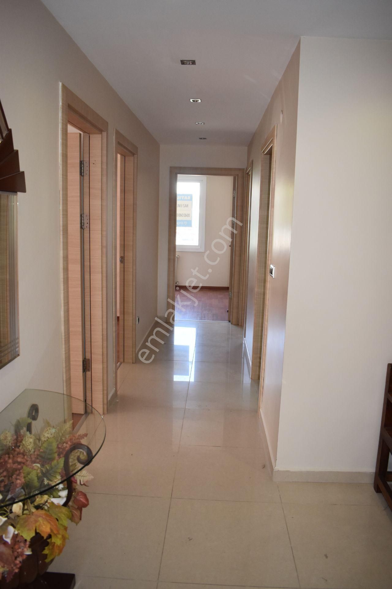 Büyükçekmece Fatih Mah Manzaralı Lüx Havuzlu Sitede 4+1daire - Görsel 17