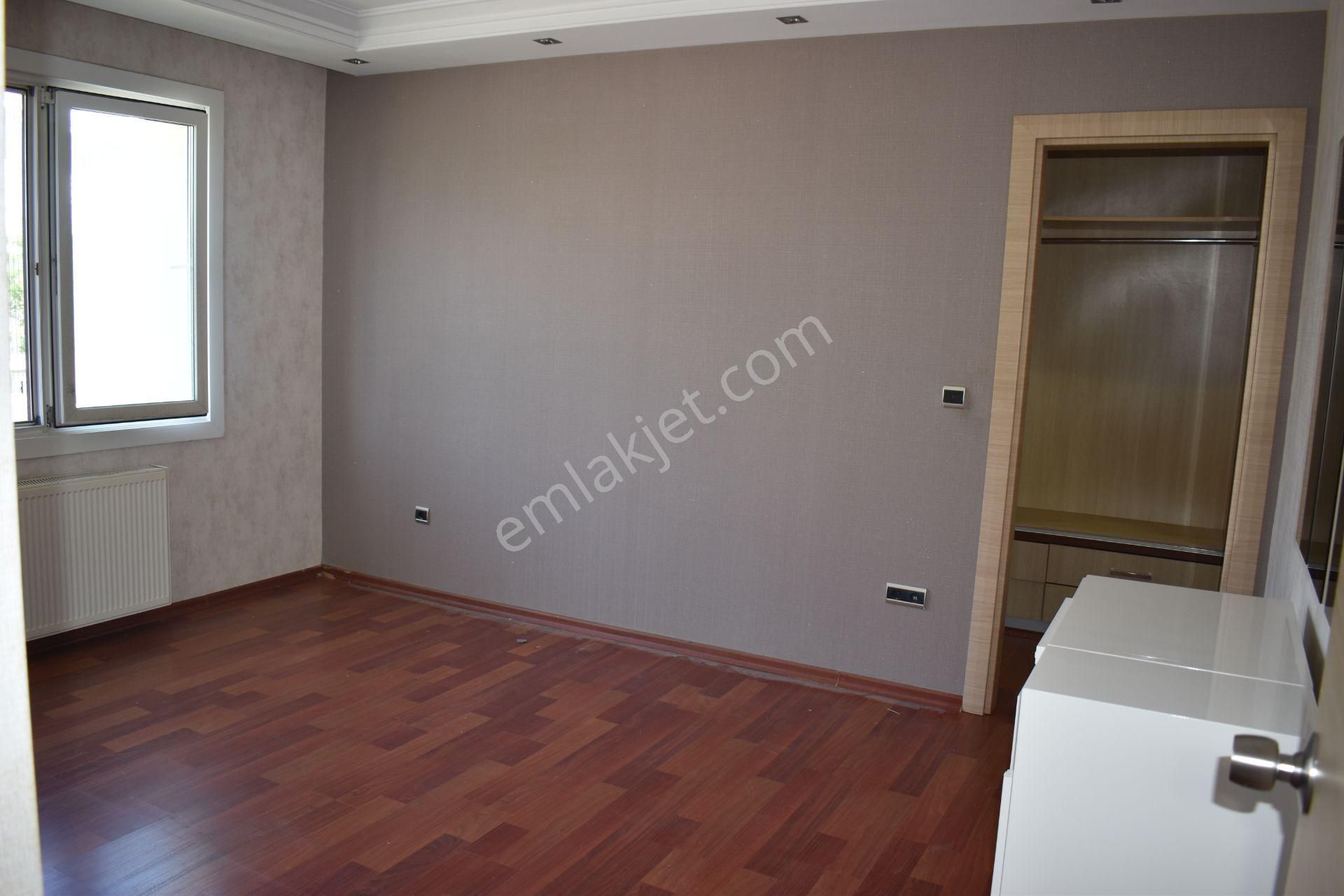 Büyükçekmece Fatih Mah Manzaralı Lüx Havuzlu Sitede 4+1daire - Görsel 8