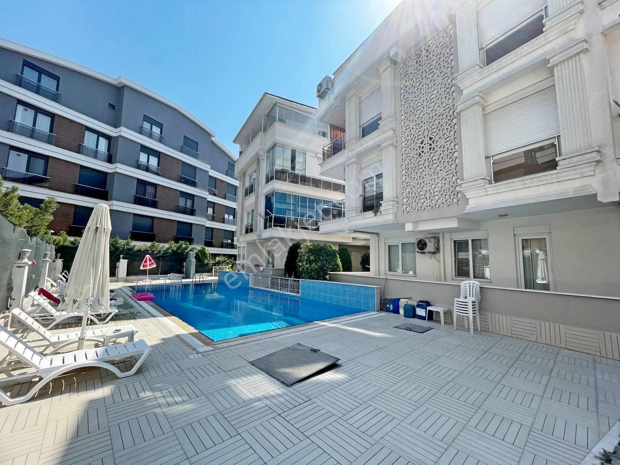 Muratpaşa Güzeloba Satılık Daire Satılık 1+1 Güzeloba, Muratpaşa/Antalya yüzme havuzlu site içind