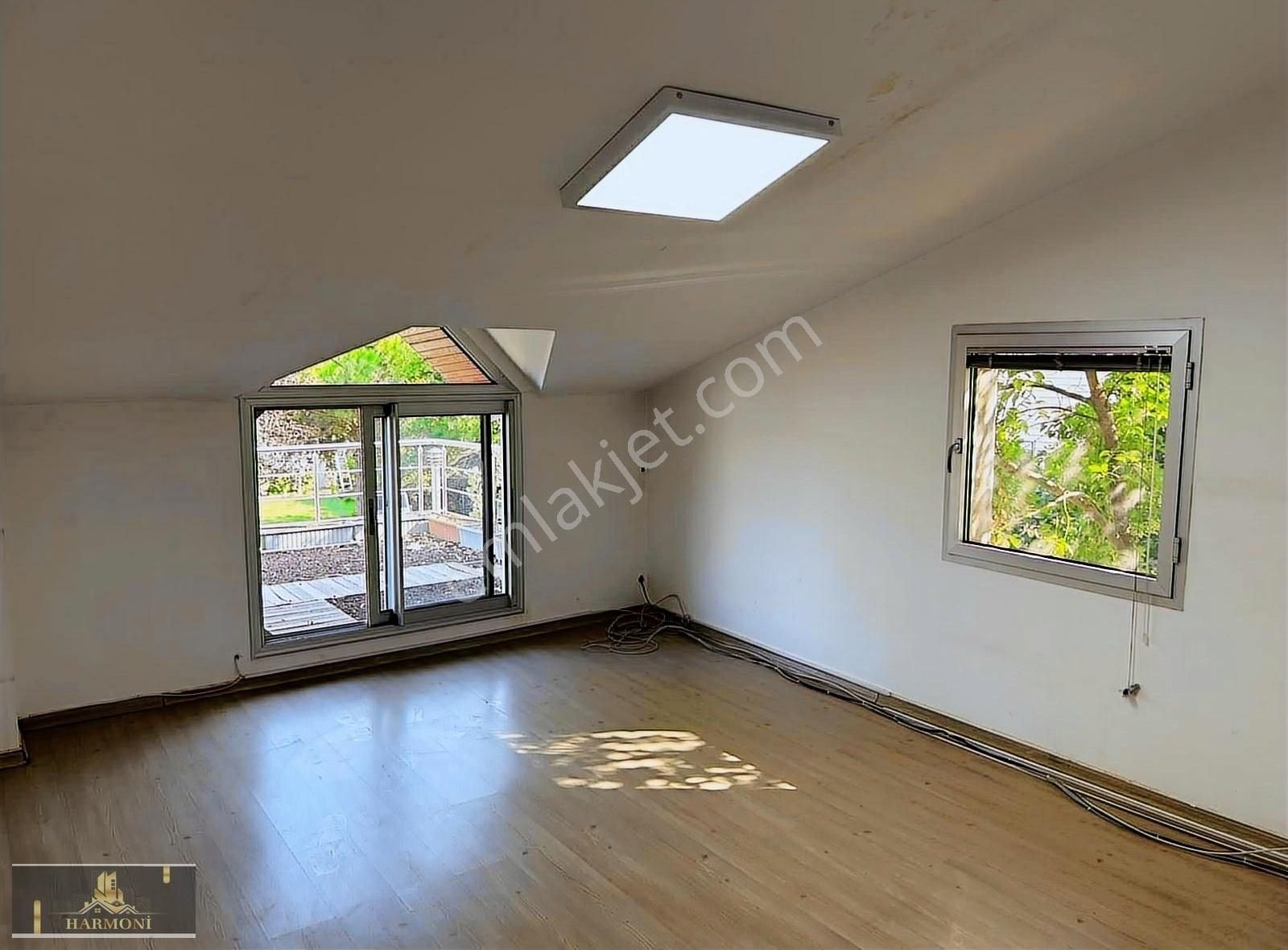 Menderes Çamönü'de 3100m2 Arsa İçinde 17 Odalı Mülk. - Görsel 6