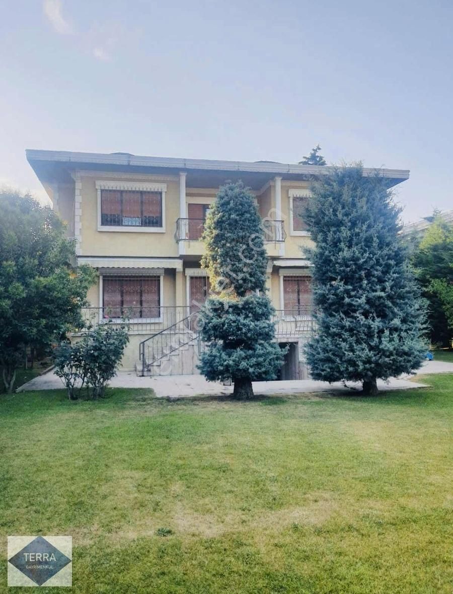 Beylikdüzü Marmara Satılık Villa İHLAS MARMARA EVLERİ 1.KISIM DA ORTA TİP VİLLA