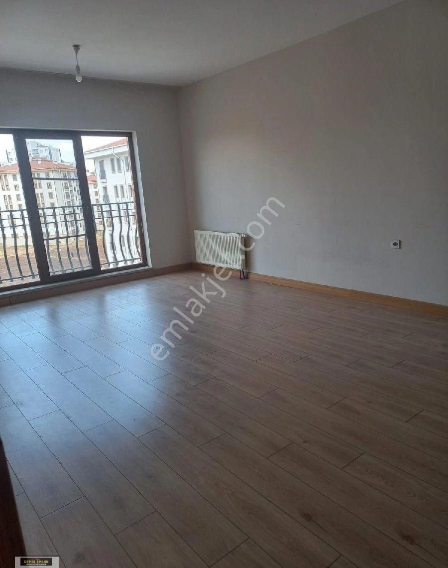 Yenişehir Üçkuyu Kiralık Daire Demir Emlâk Ofisinden Üçkuyular Toki 808 Konutlarda 3+1 Lüks Kiralık Toki Dairesi