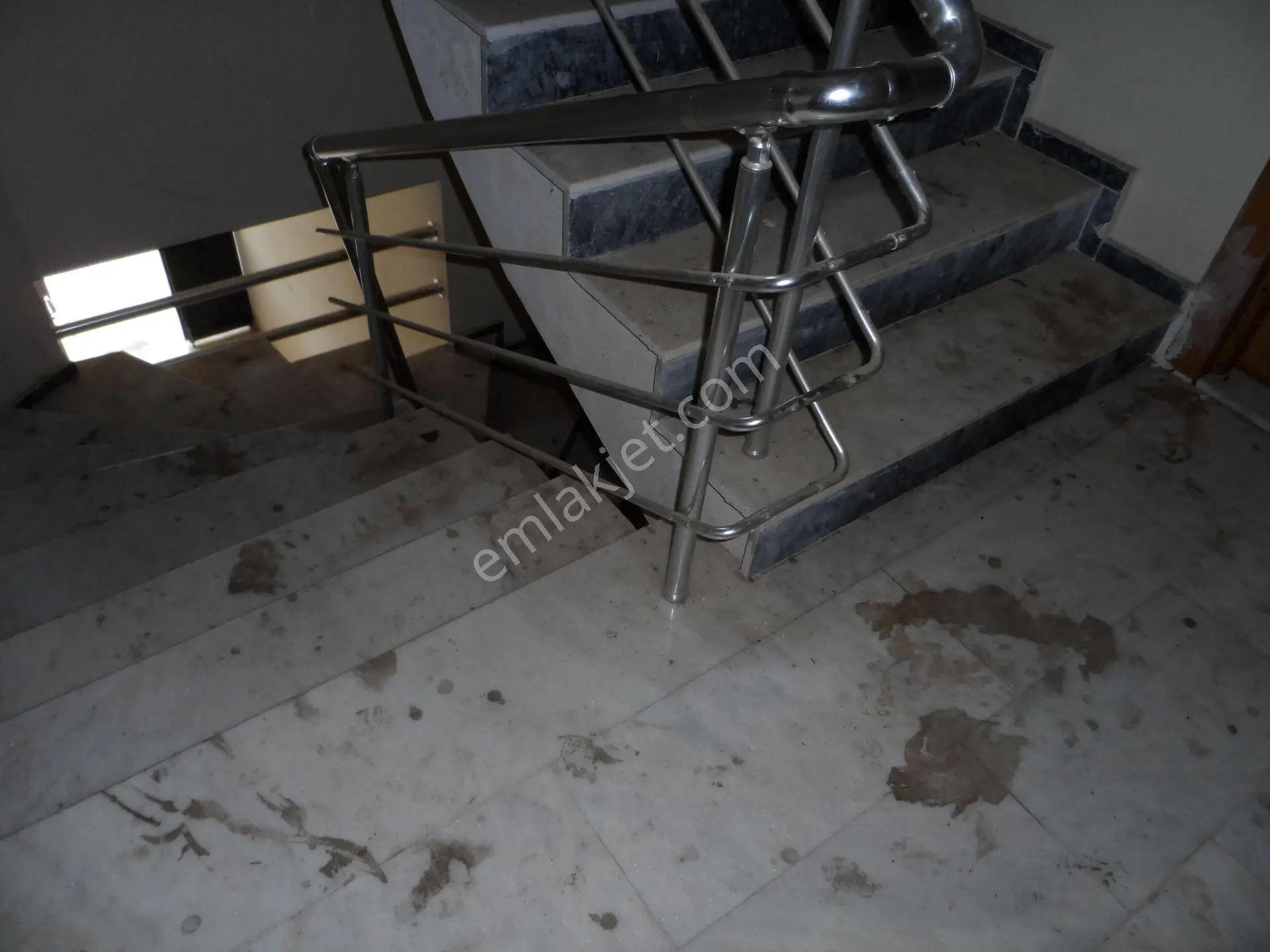 Nazilli Ege Emlak Ofisinden Çapahasan Mah.1+1, Klimalı, Eşyalı Kiralık Daire - Görsel 2