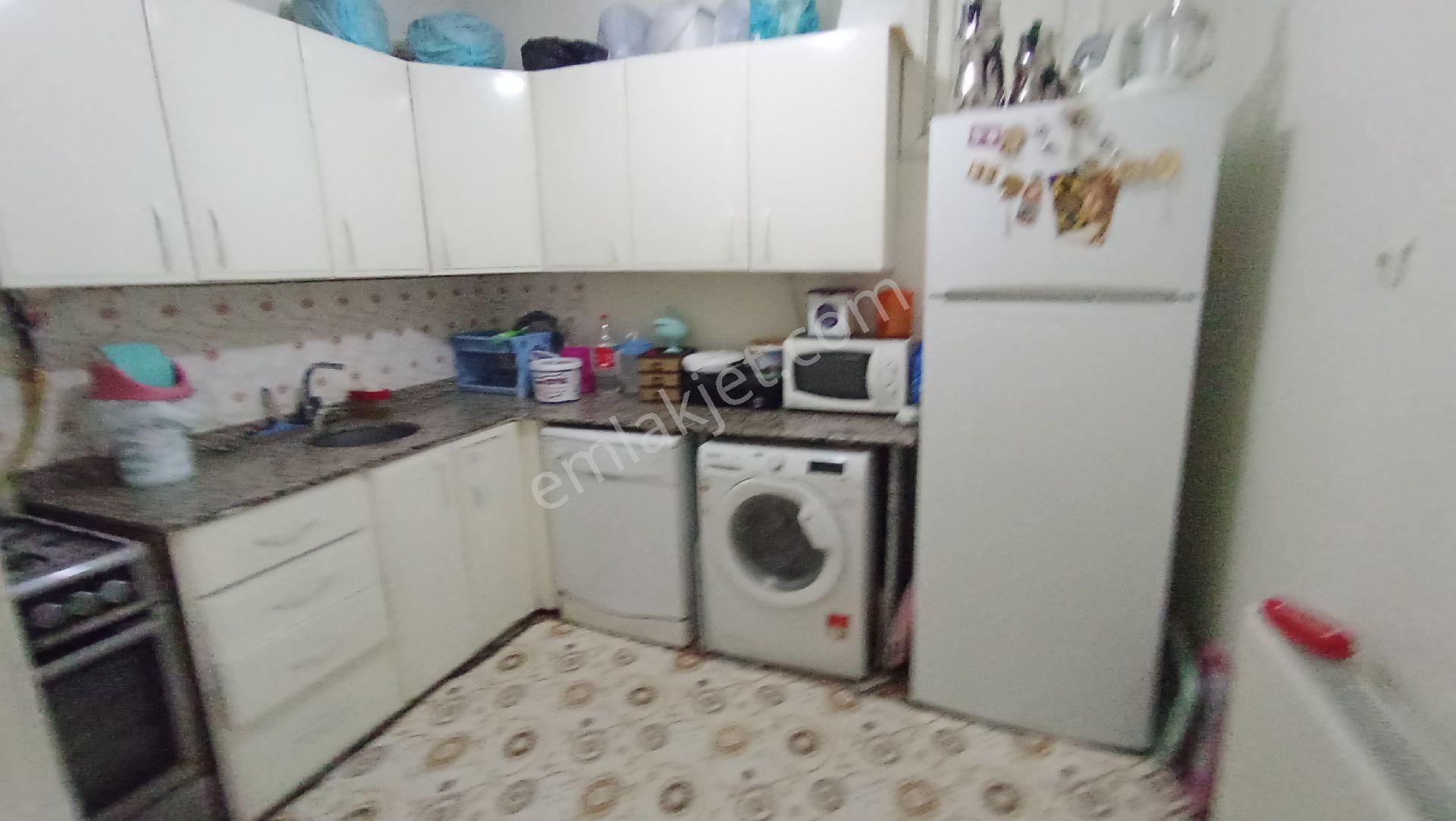 Konakmahlesinde 3 Kat Bir Dükkan - Görsel 21