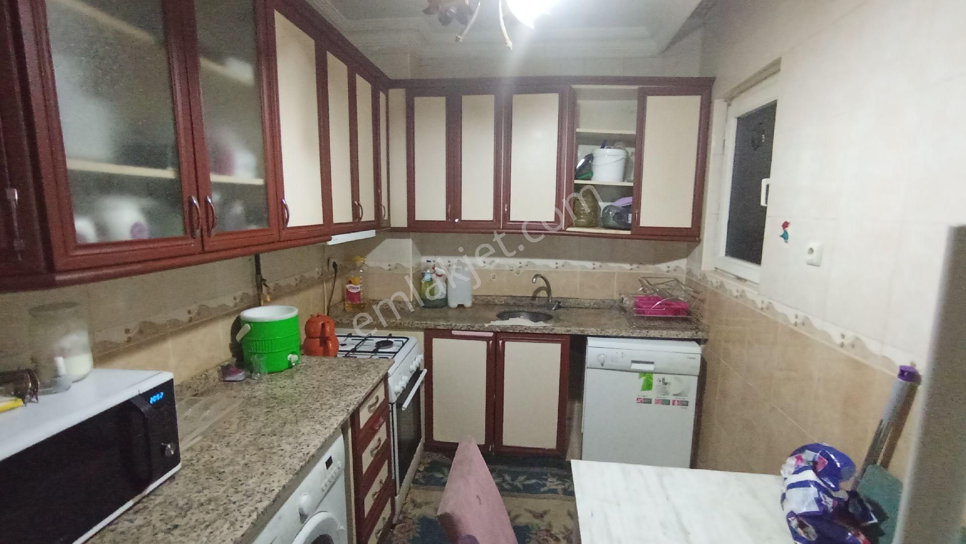 Konakmahlesinde 3 Kat Bir Dükkan - Görsel 29