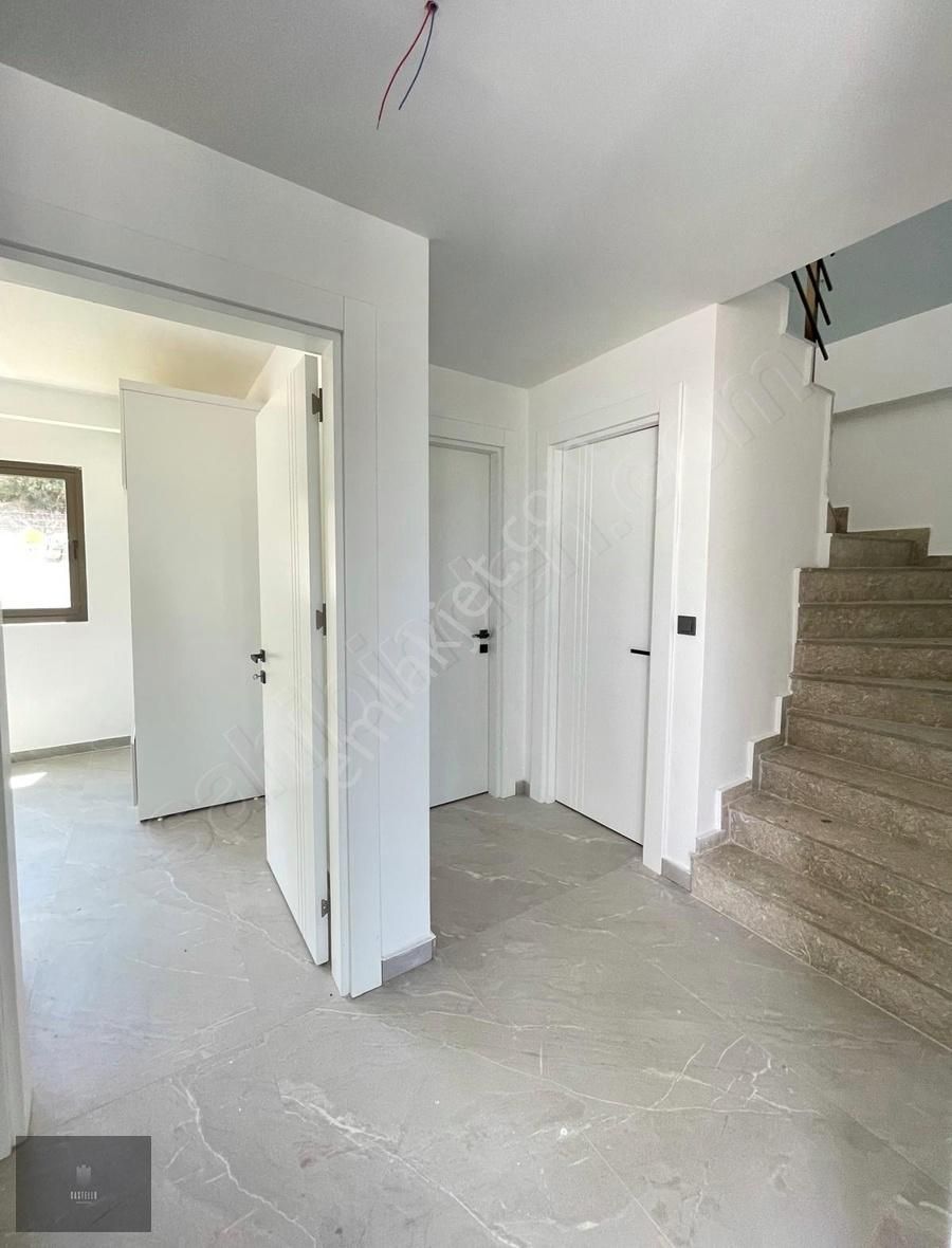 Bodrum Gündoğan'da Deniz Manzaralı 3+1 Satılık Sıfır Villa - Görsel 26