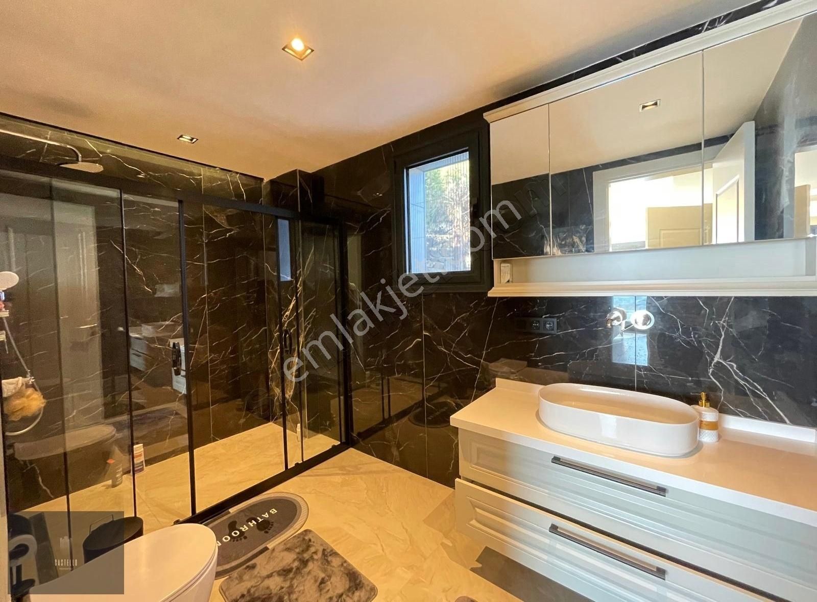 Bodrum Yalıkavak'ta Muhteşem Deniz Manzaralı 6+1 Kiralık Villa - Görsel 13