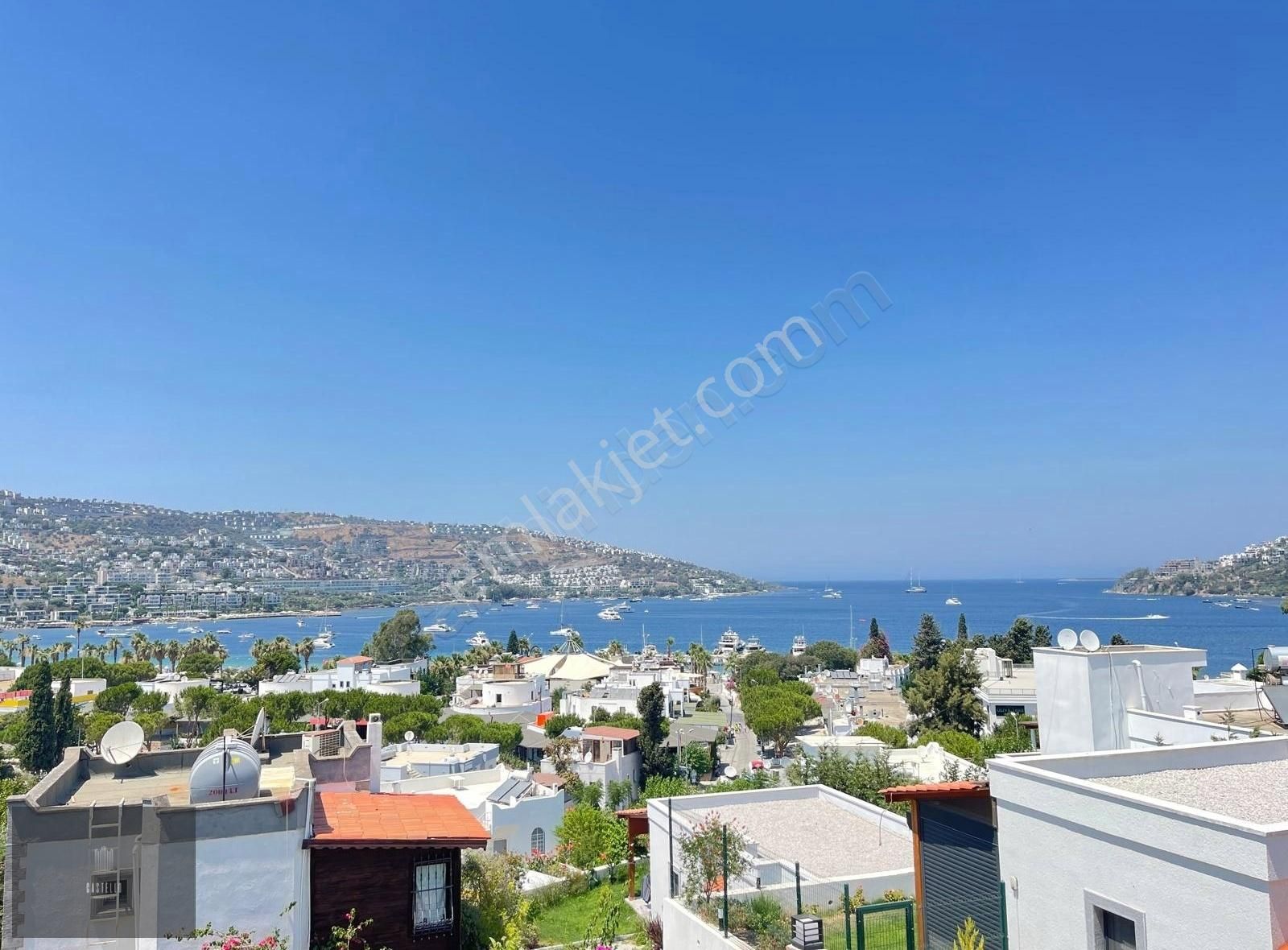 Bodrum Gündoğan Kiralık Villa BODRUM GÜNDOĞAN MERKEZDE DENİZE YÜRÜME MESAFESİNDE KİRALIK VİLLA