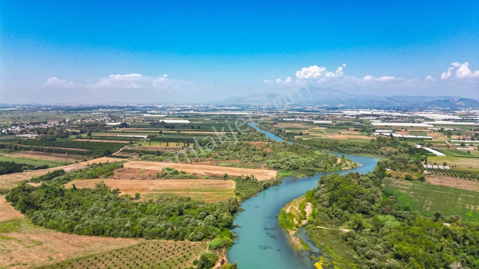 Serik Boğazkent Satılık Tarla SERİK BOĞAZKENTTE DENİZE YAKIN MUHTEŞEM ARSA