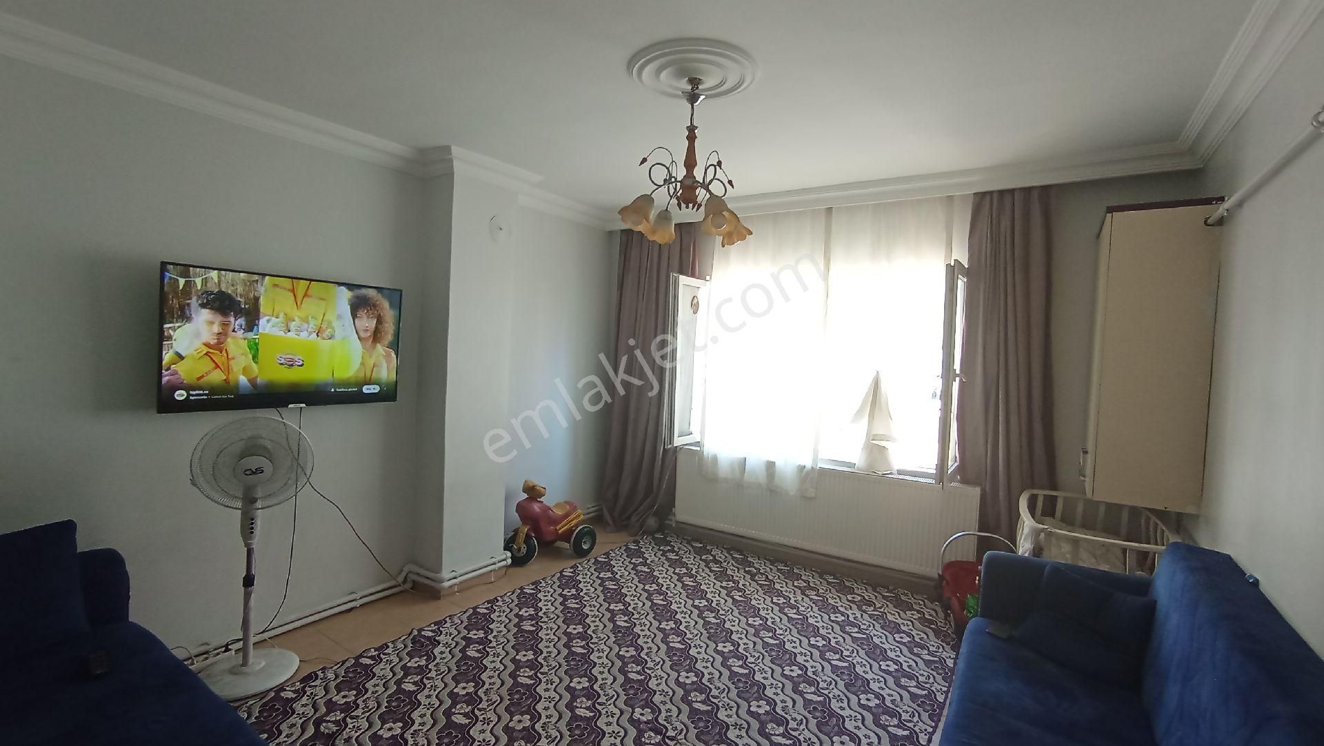 Konak Mahlesinde 3 Katlı Altı Dükkan Müstakil Ev - Görsel 22