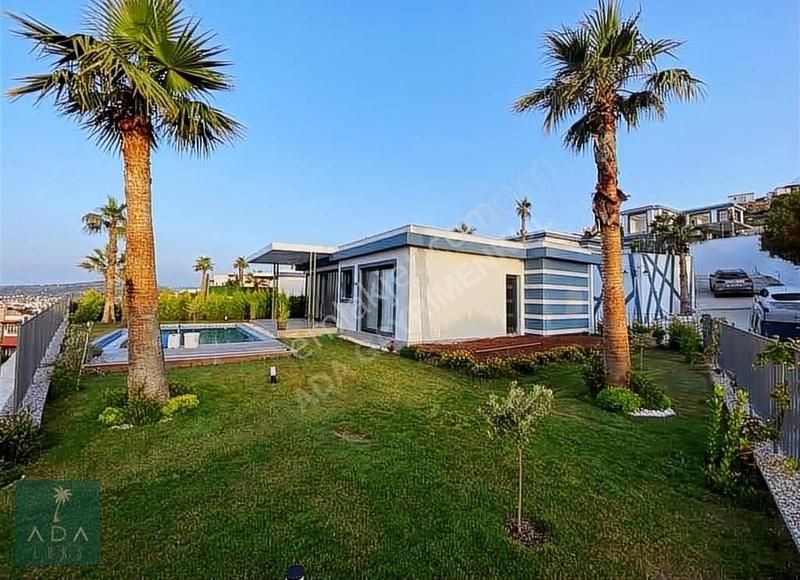 Bodrum Gündoğan Satılık Villa Gündoğan'da site içinde özel havuzlu müstakil villa