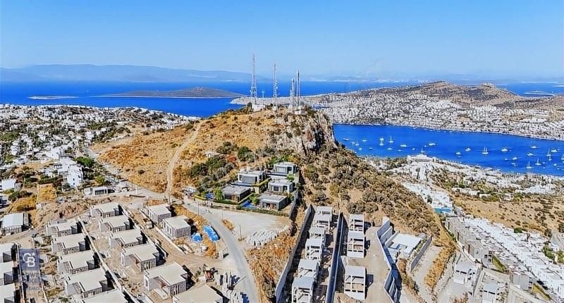 Bodrum Dirmil Satılık Villa Bodrum Yalıkavak Satılık Site içinde Tek KAt Tam Müstakil Villa