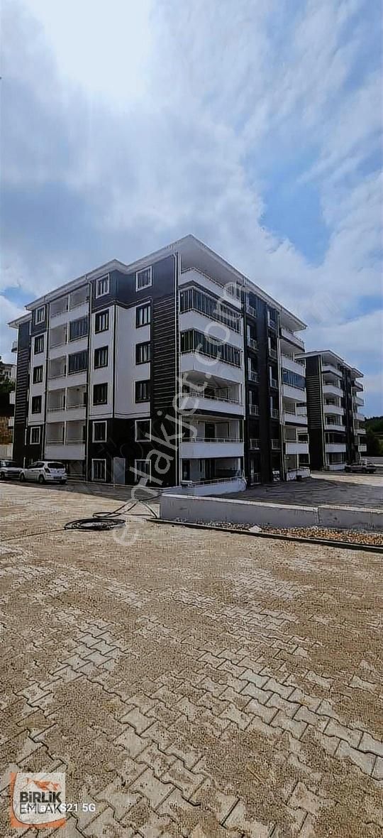 İnegöl Yeniceköy Satılık Daire BİRLİK EMLAKTAN YENİCE DE SATILIK DAİRE