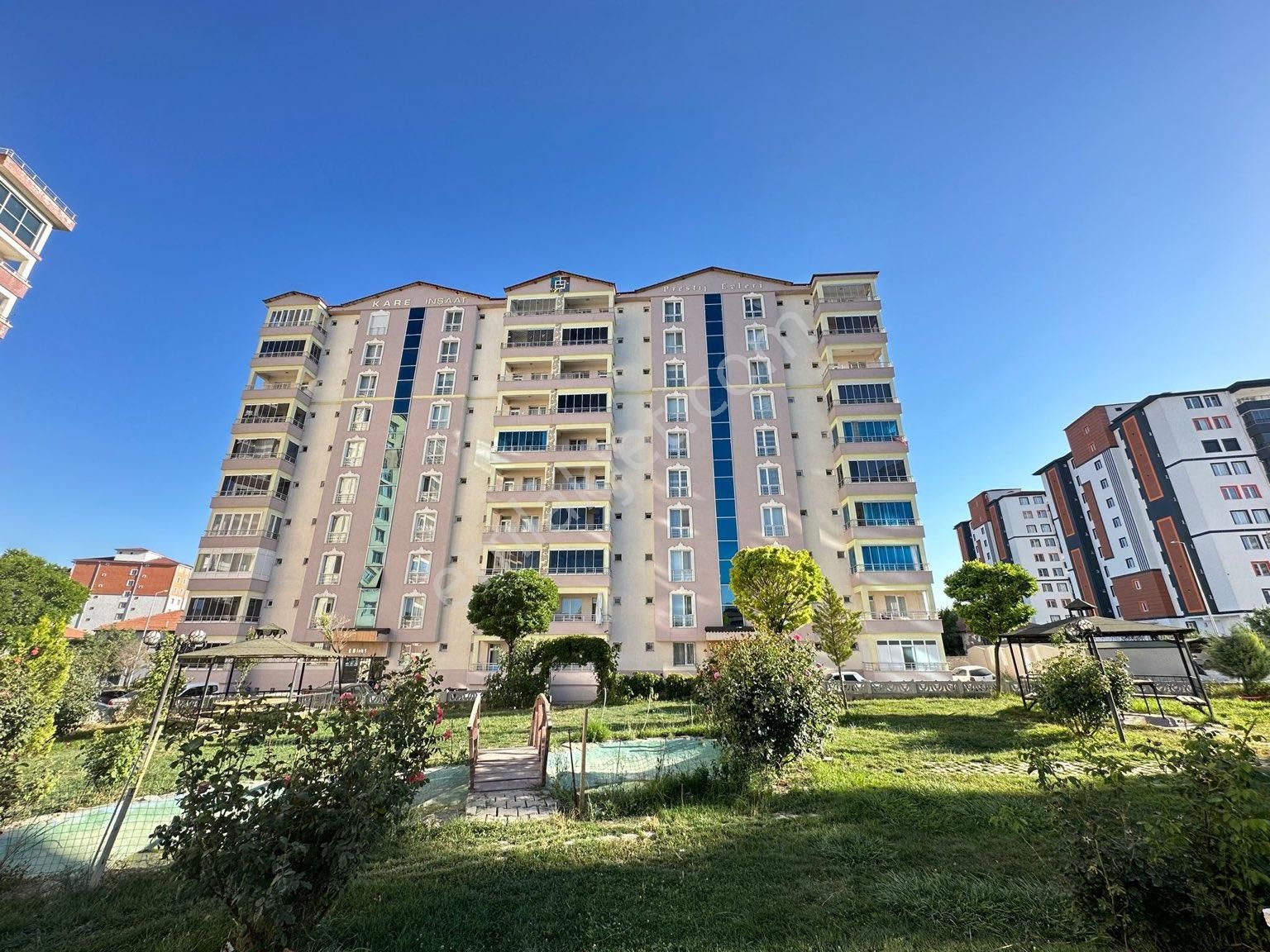 Sorgun Güzelyurt Satılık Daire  GÜNGÖR EMLAKTAN PRESTİJ EVLERİNDE SATILIK DAİRE  