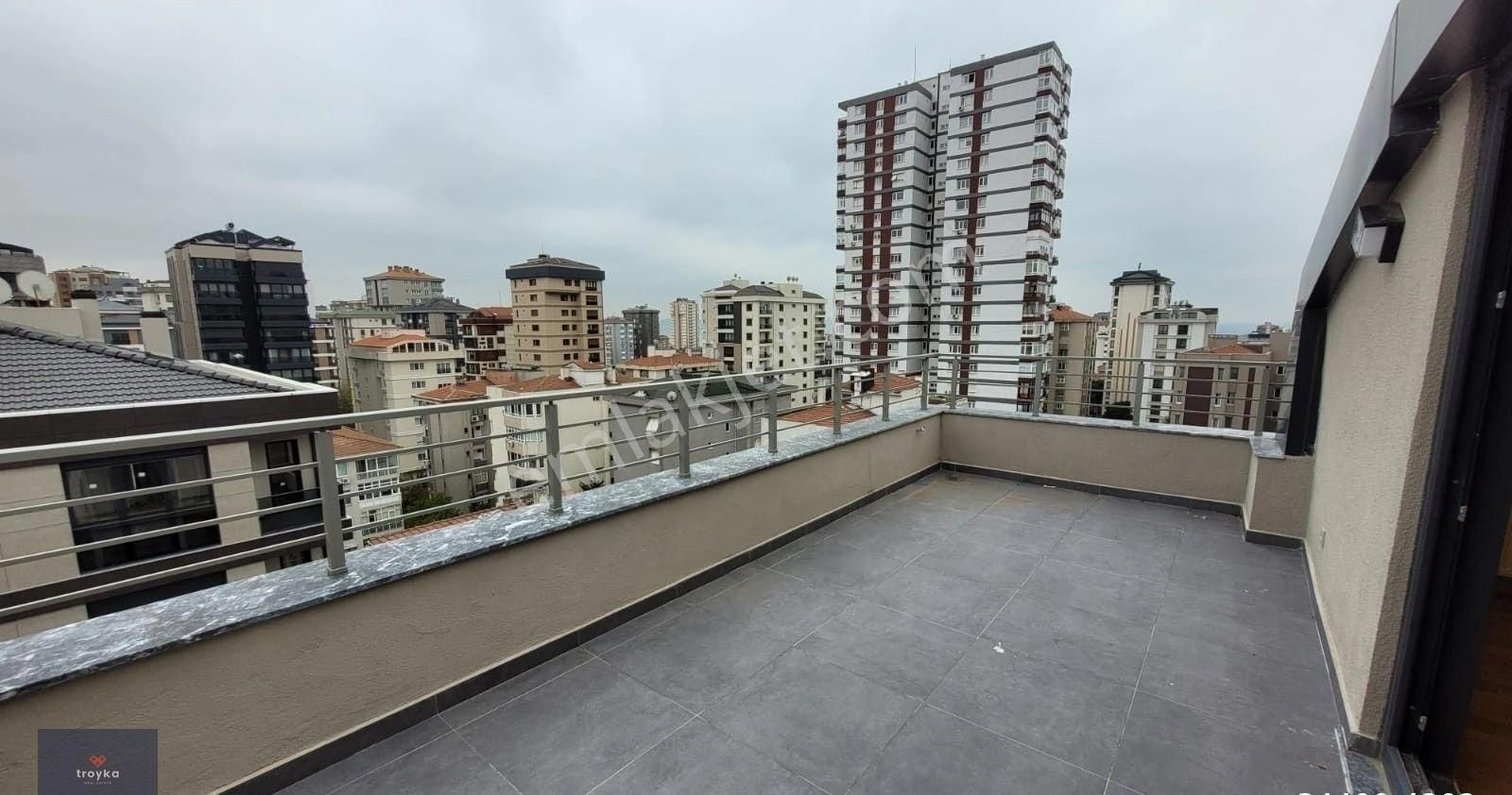 Kadıköy Caddebostan Satılık Daire CADDEBOSTANDA 220 M2 NET 4+2 İSKANLI SIFIR ÇİFT GİRİŞLİ DUBLEKS