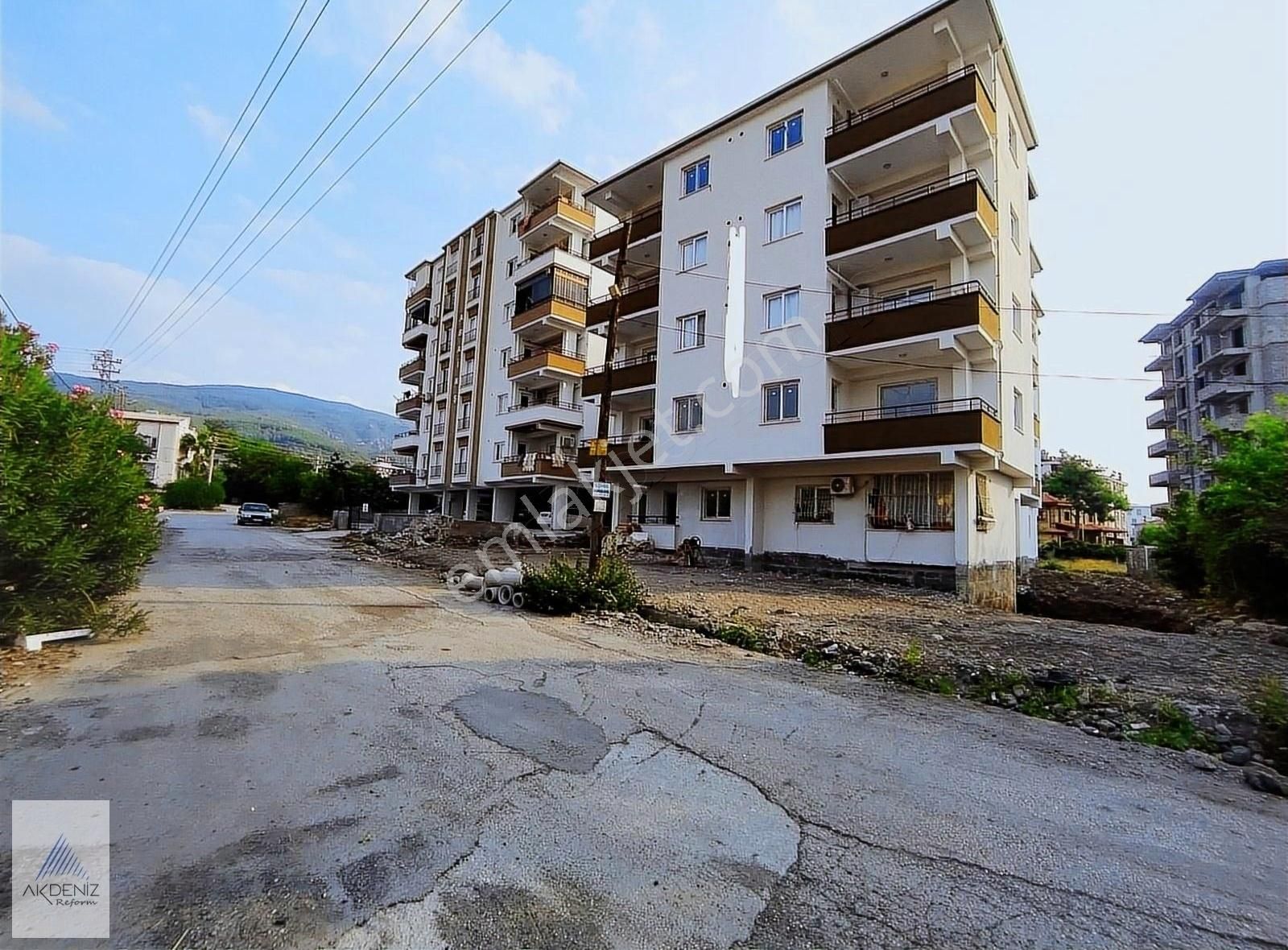 Osmaniye Merkez Ali Bekirli Satılık Daire AKDENİZ REFORM/İKİ BLOKLU SİTE İÇİ SIFIR ARAKAT SATILIK DAİRE