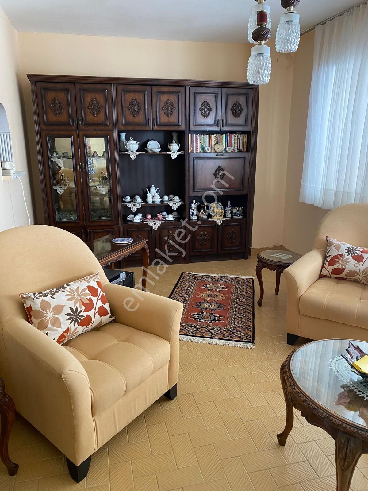 Kamiloba Bahar Sitesin’de Denize Sıfır Satılık 2+1 Daire - Görsel 8