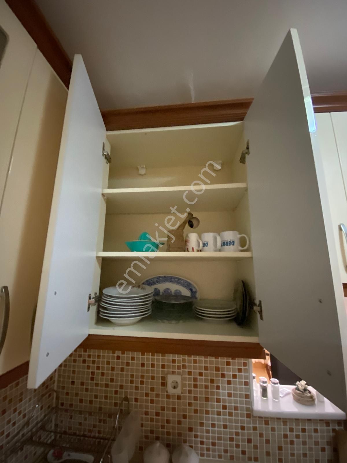 Kamiloba Bahar Sitesin’de Denize Sıfır Satılık 2+1 Daire - Görsel 2