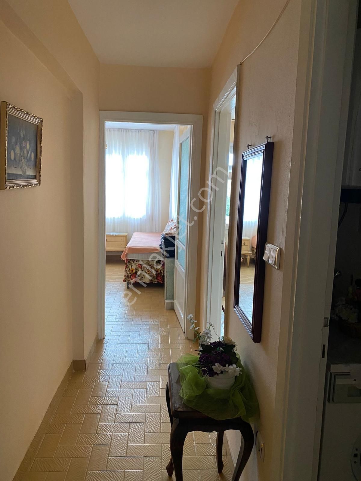 Kamiloba Bahar Sitesin’de Denize Sıfır Satılık 2+1 Daire - Görsel 6