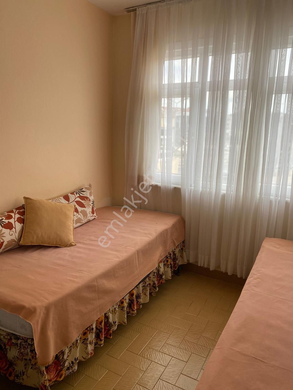 Kamiloba Bahar Sitesin’de Denize Sıfır Satılık 2+1 Daire - Görsel 15