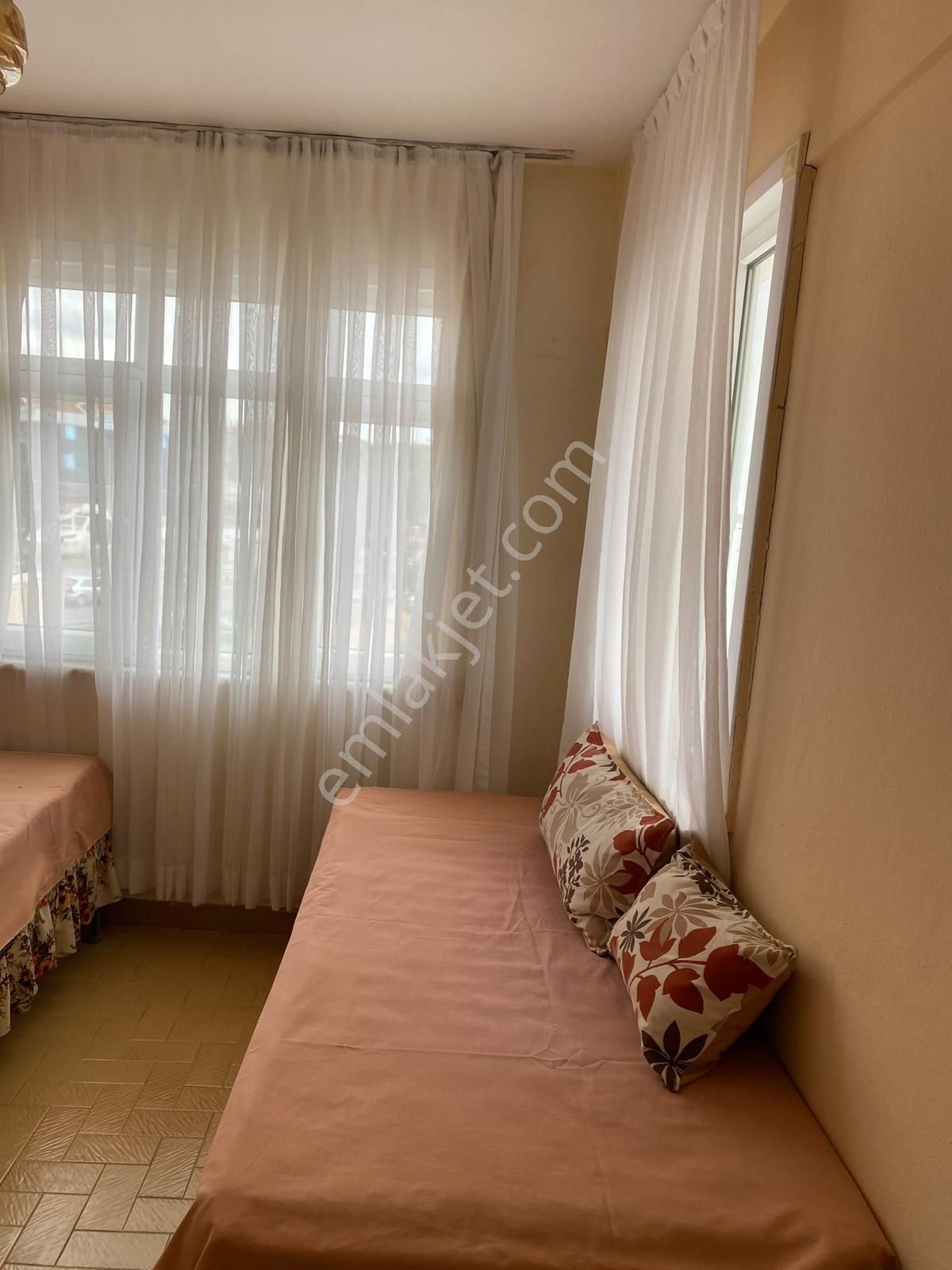 Kamiloba Bahar Sitesin’de Denize Sıfır Satılık 2+1 Daire - Görsel 11