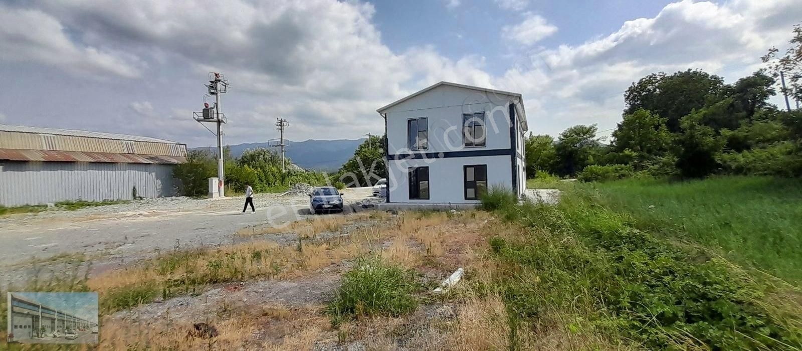 Arifiye De 6000 M2 Arsa , 2000 M2 Kapalı,400 Kw Mustakil Depo - Görsel 11