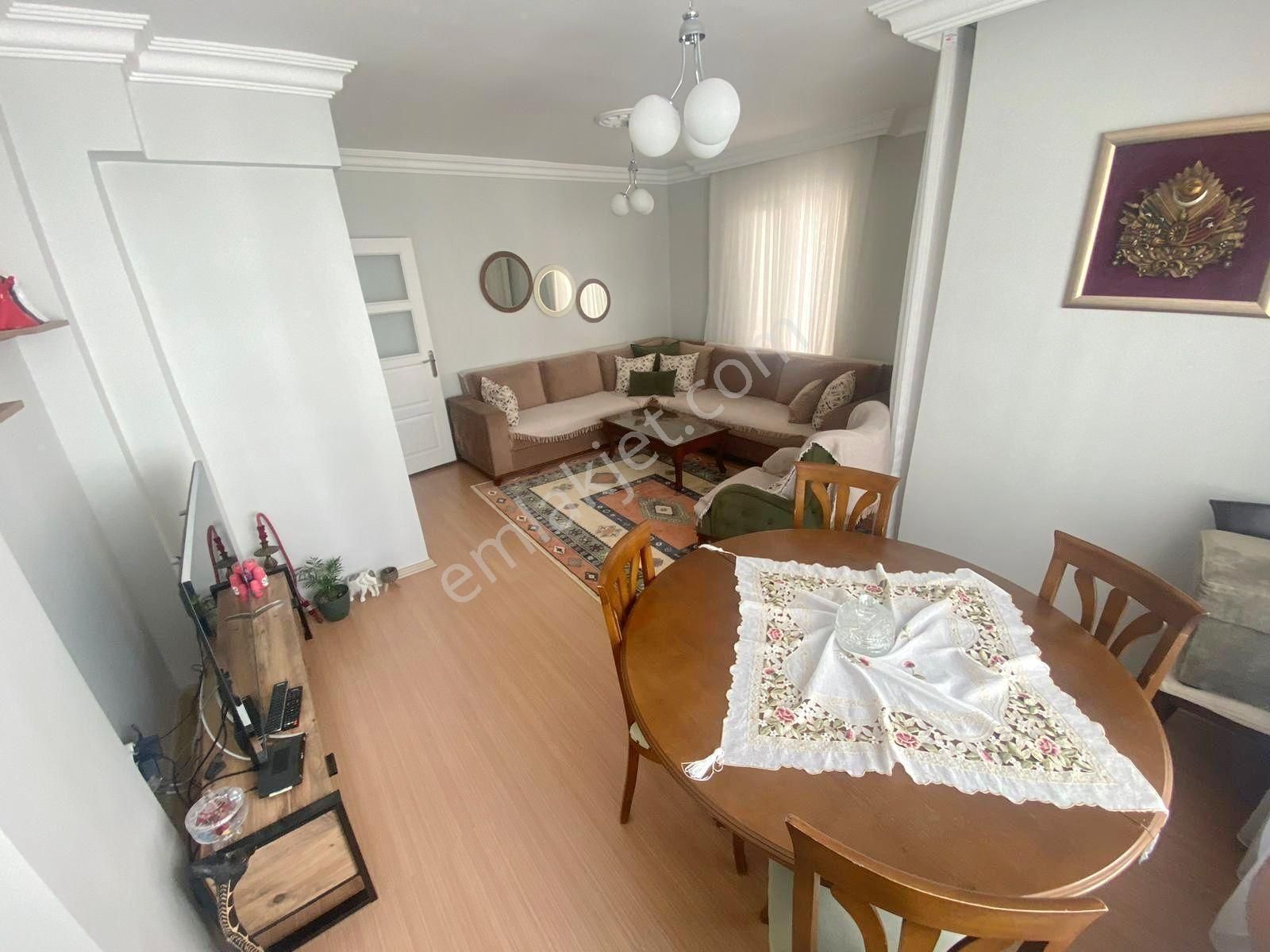 Maltepe İdealtepe Satılık Daire  BİRİKİM'den İdealtepe'de Caddeye 3.Bina 2.Kat Ön Cephe Ferah 3+1 Satılık Daire