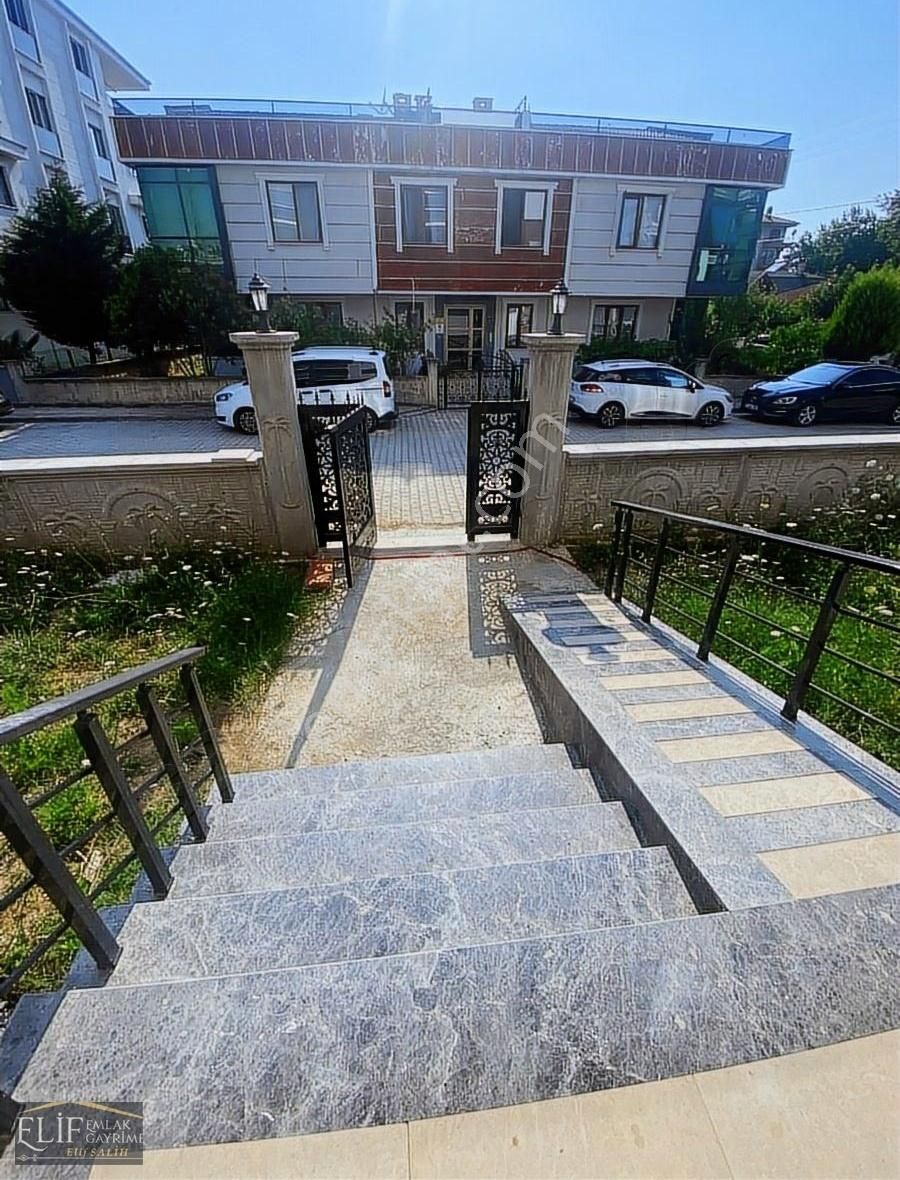 Çiftlikköy Sahil Satılık Daire YALOVA ÇİFTLİKKÖY SATILIK 3+1 LÜKS DENİZ MANZARALI DAİRE