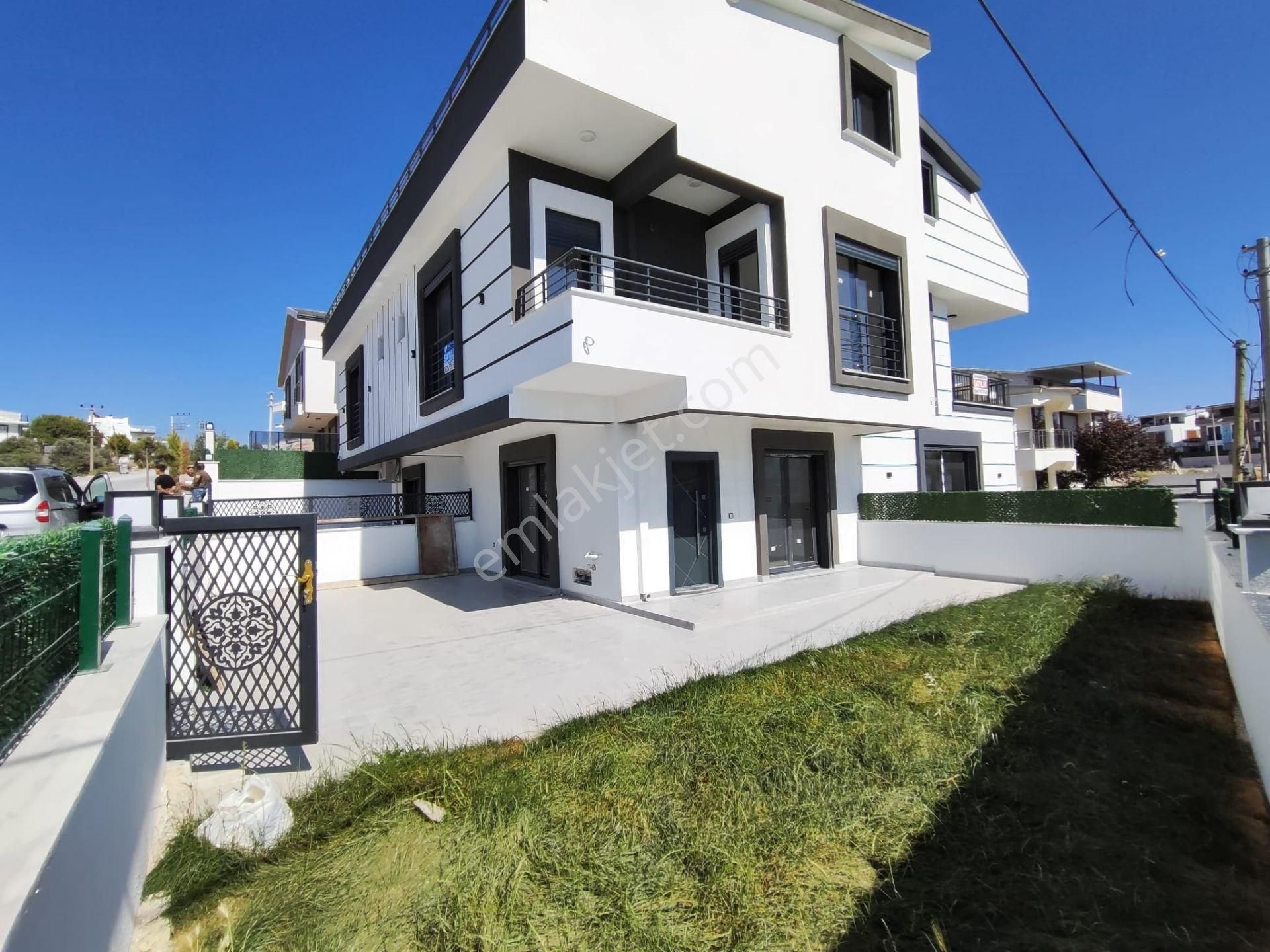 Didim Hisar Satılık Villa Hisar mah. köşe başı konuma sahip 3+1 mükemmel villa