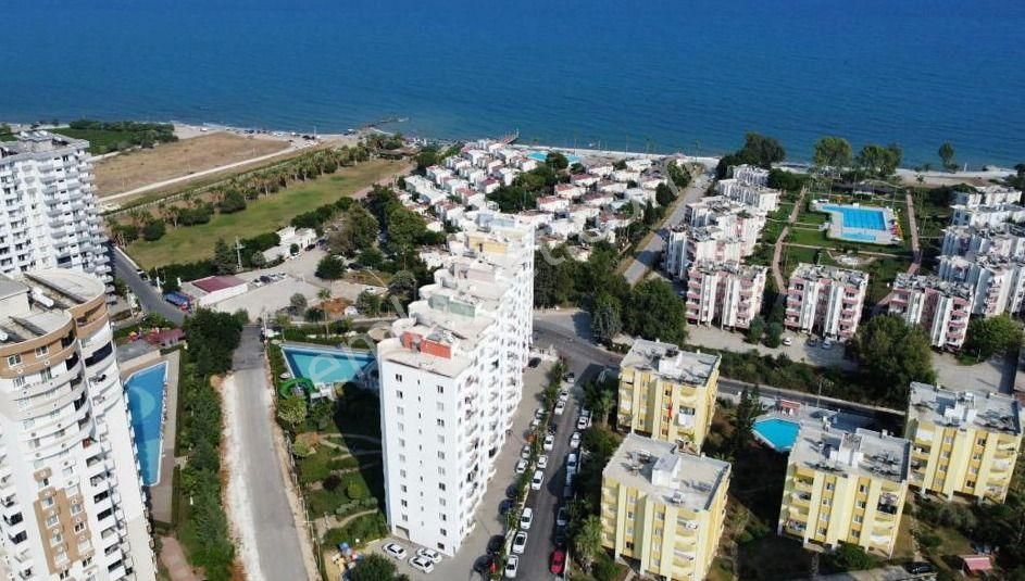 Erdemli Çeşmeli Satılık Yazlık  ÇEŞMELİ'DE AQUA HAVUZLU 2+1 EŞYALI DAİRE SATILIKTIR