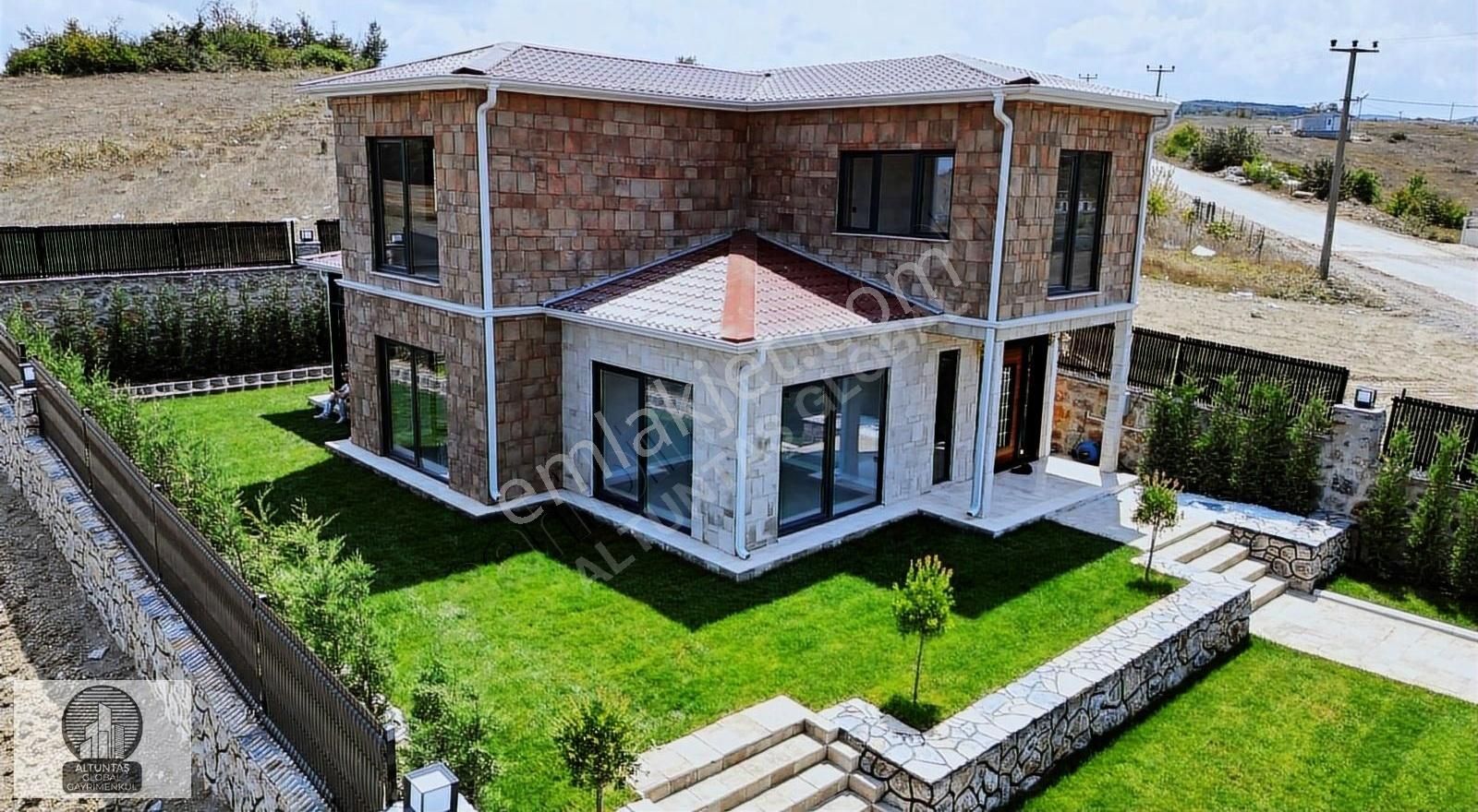 Körfez Kutluca Satılık Villa KOCAELİ KÖRFEZ KUTLUCA'DA MÜSTAKİL 4+1 SATILIK VİLLA