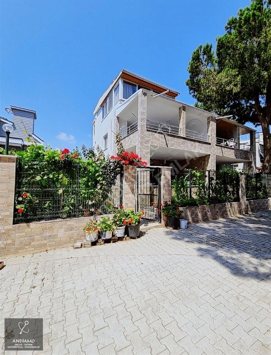 Serik Boğazkent Satılık Yazlık Antalya boğazkent'de denize 250 metre mesafede 4+1 villa