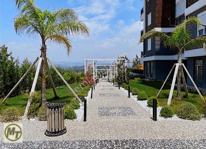 Manavgat Sarılar Satılık Daire MANAVGAT SARILAR'DA SATILIK ULTRALÜKS HAVUZLU SİTEDE 2+1 DAİRE