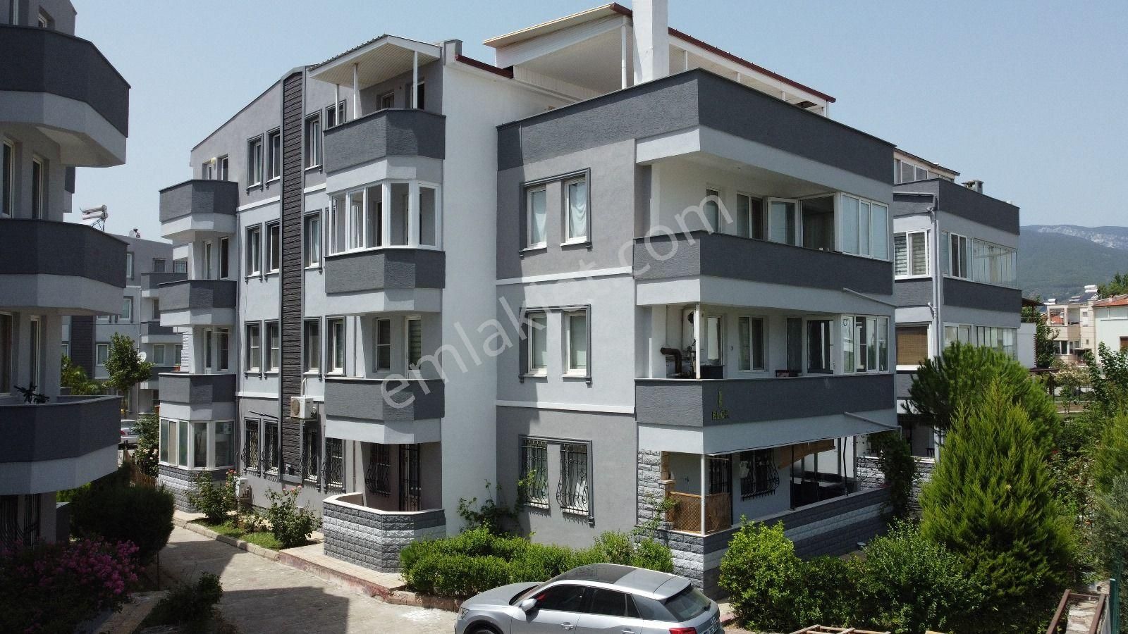 Edremit Akçay Satılık Daire  BUSE EMLAKTAN AKÇAY CEMİLTEMELDE 3+1 YATIRIMLIK DAİRE