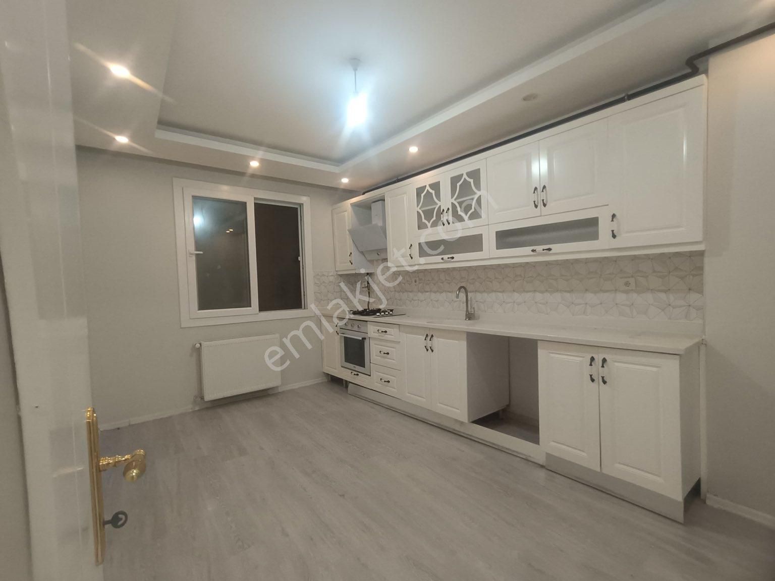 Çukurova Karslılar Kiralık Daire GÖL MANZARALI DAİRE/OFİS OLARAK KULLANILABİLİR VİLLA