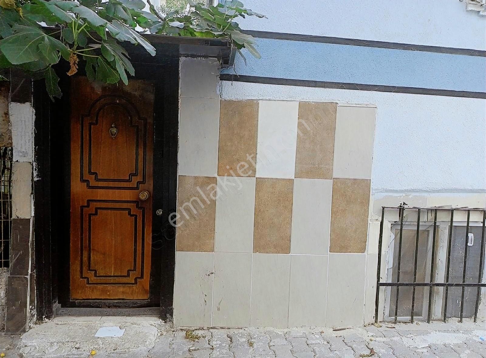 Bağcılar Kirazlı Satılık Daire SATILIK KİRAZLI MAHALLESİ 1+1 BODRUM KAT 60m2