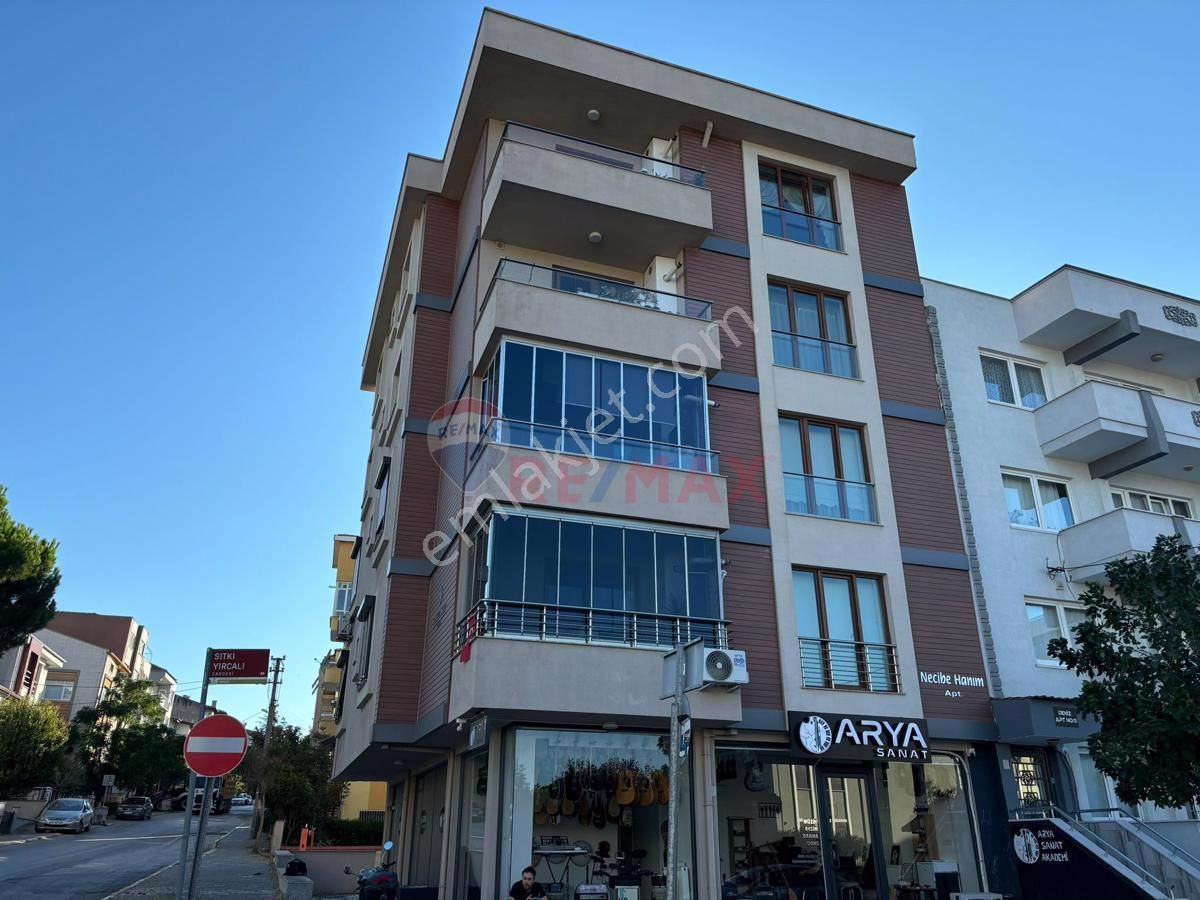 Karesi Atatürk Satılık Daire RE/MAX MİD'DEN BALIKESİR ATATÜRK MH SITKI YIRCALI CD. ÜSTÜNDE SATILIK 3+1 DAİRE