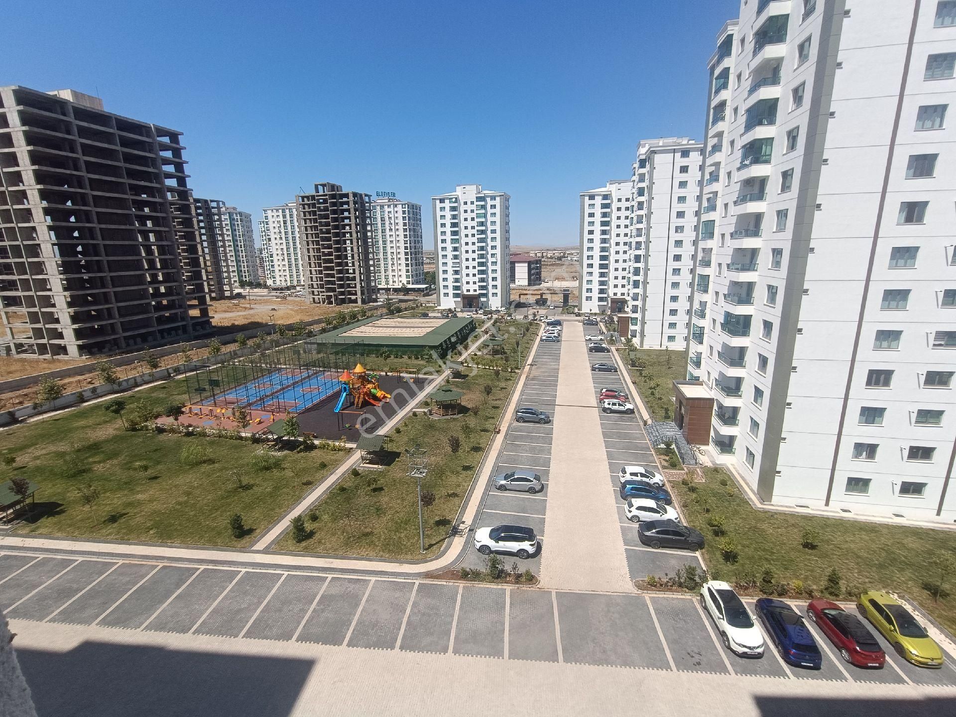 Kayapınar Talaytepe Satılık Daire DAREV GAYRİMENKUL DEN SATILIK 4+1 DAİRE 