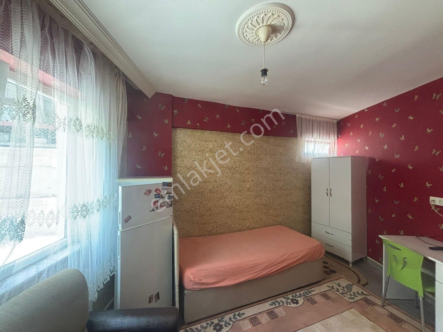 Isparta Merkez Bağlar Kiralık Daire Meydan Awm yürüme mesafesinde 1+0 apart